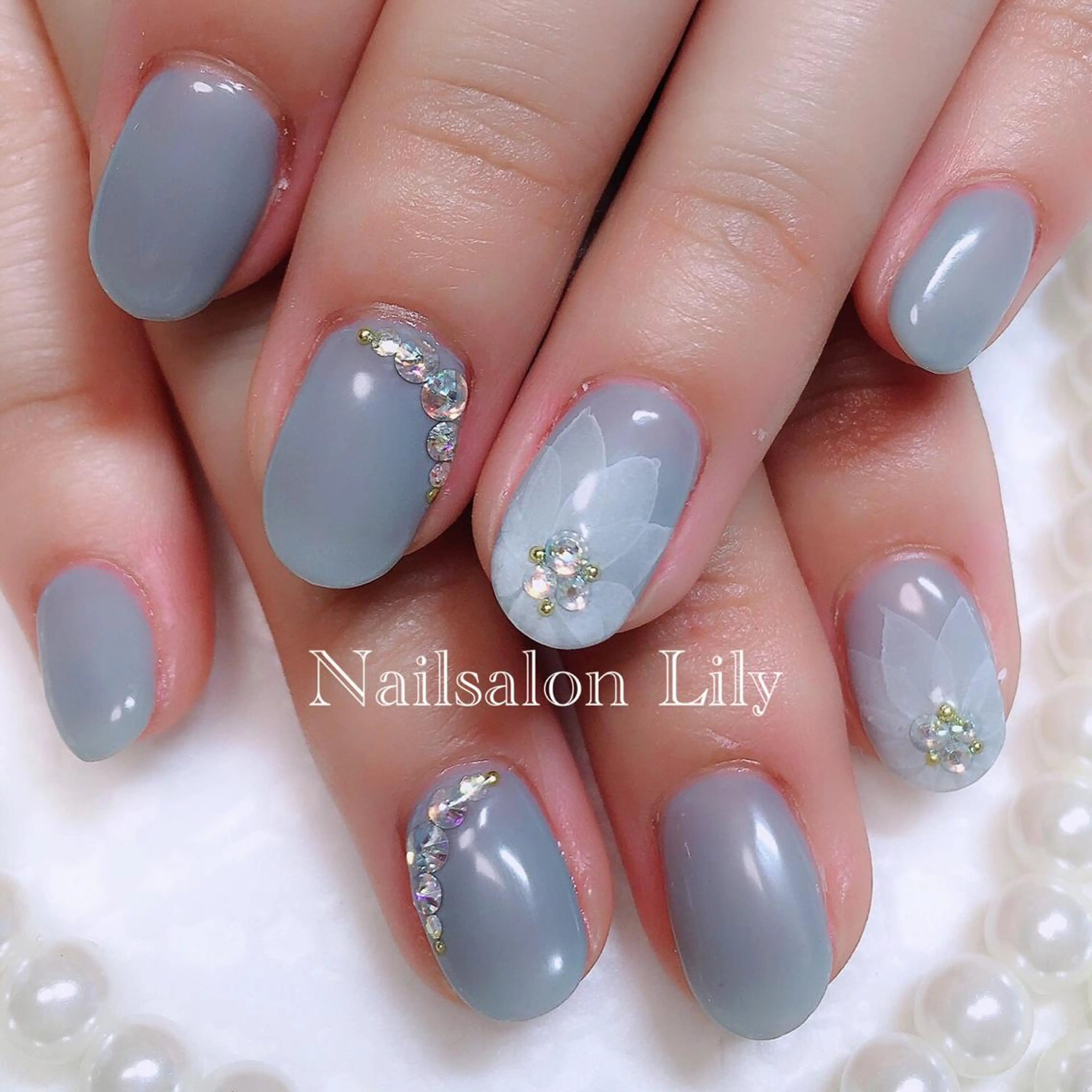 ネイル Lily*nail 🌻Mii🌻のネイルデザイン