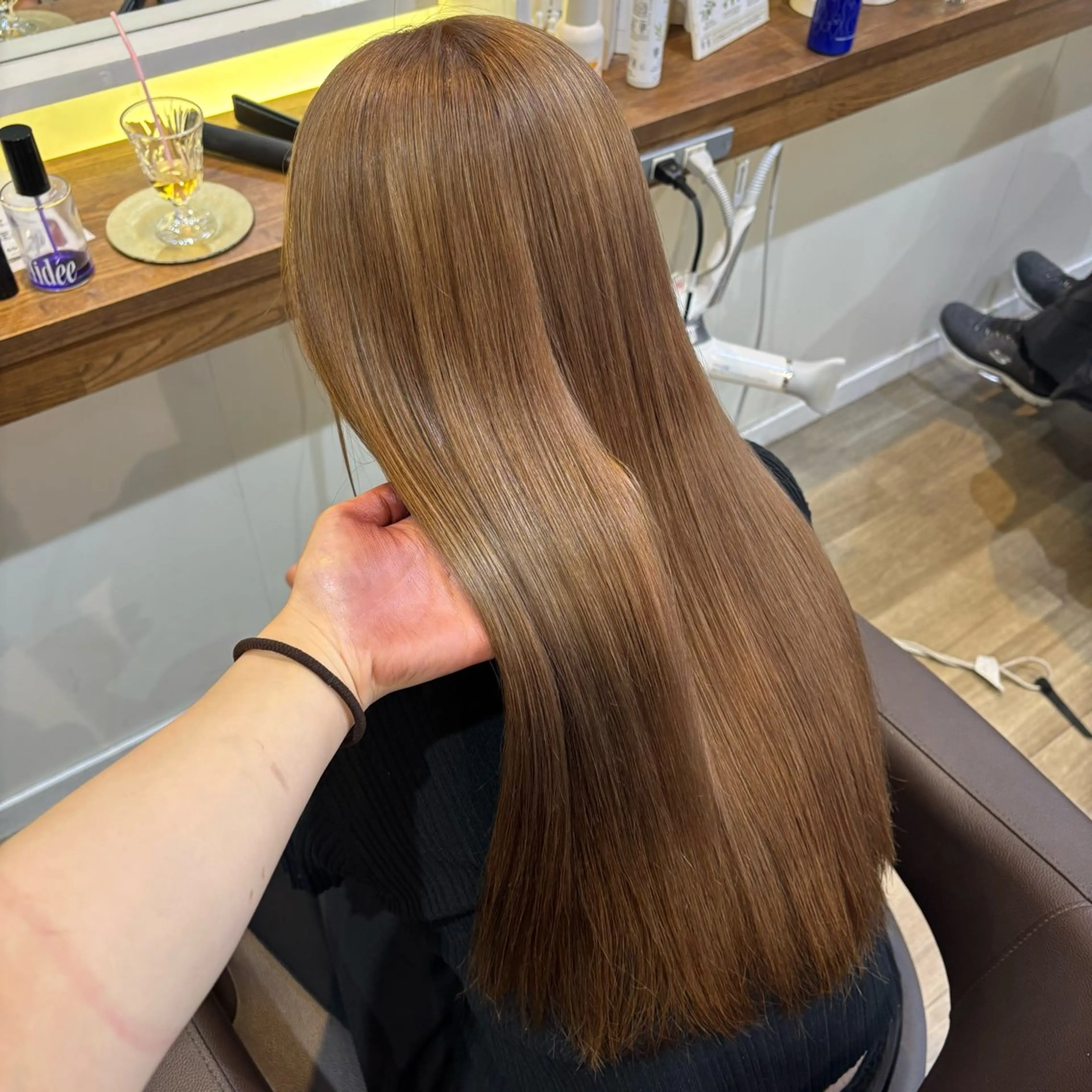 ロング 🎀ハイトーン/ 艶カラー/夕月🎀のヘアスタイル