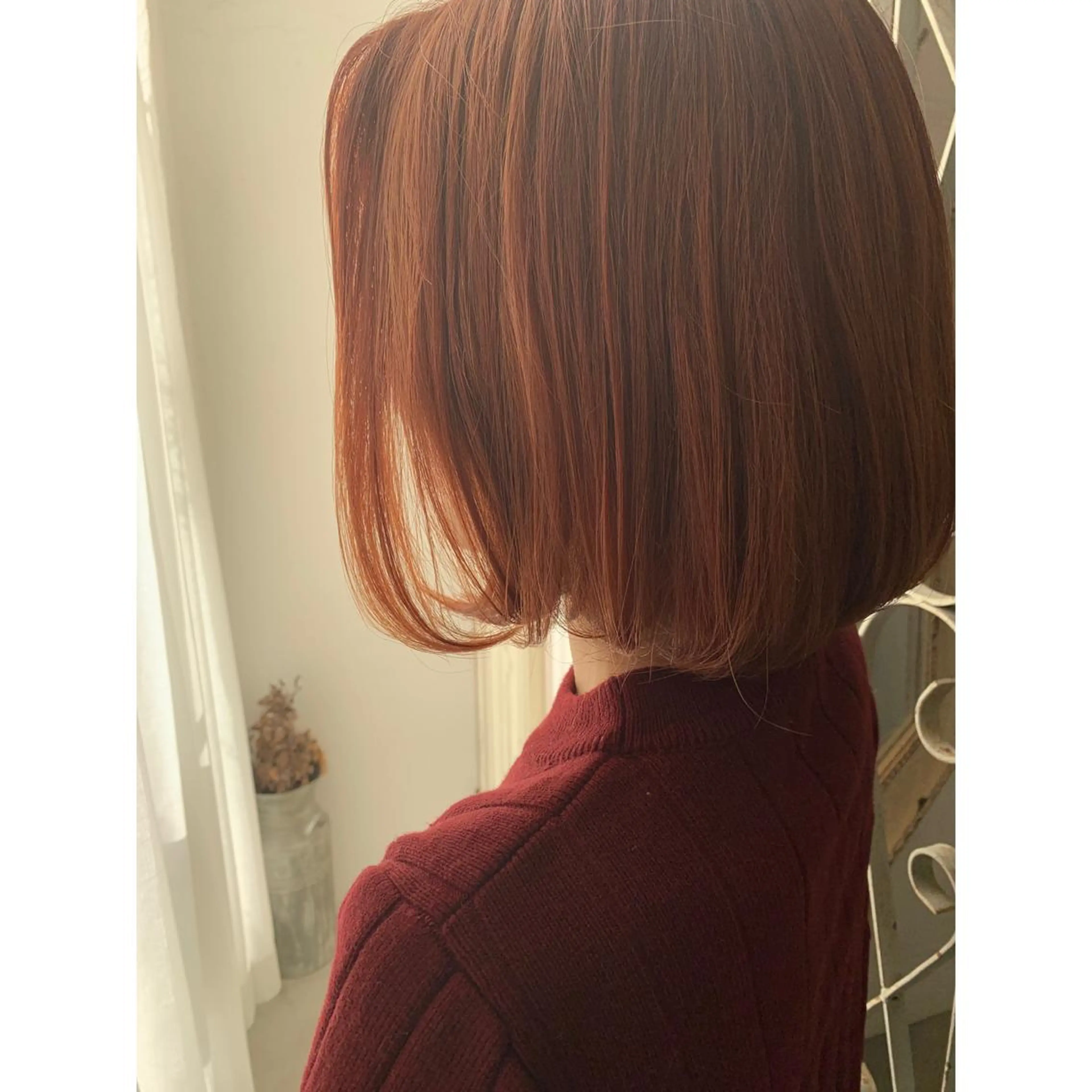 ミディアム カラー fio マナミのヘアスタイル