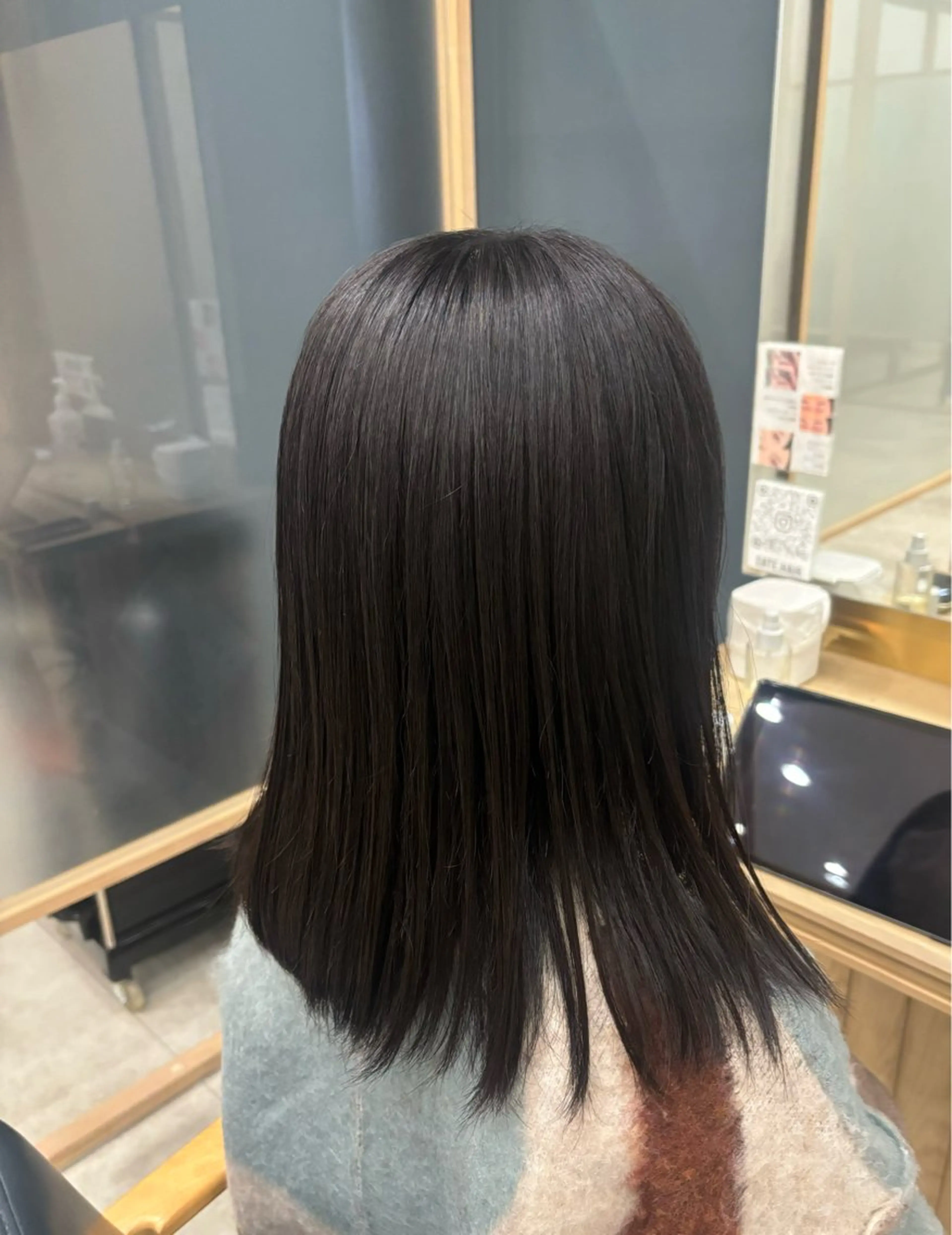 ミディアム 宮本 エリカのヘアスタイル