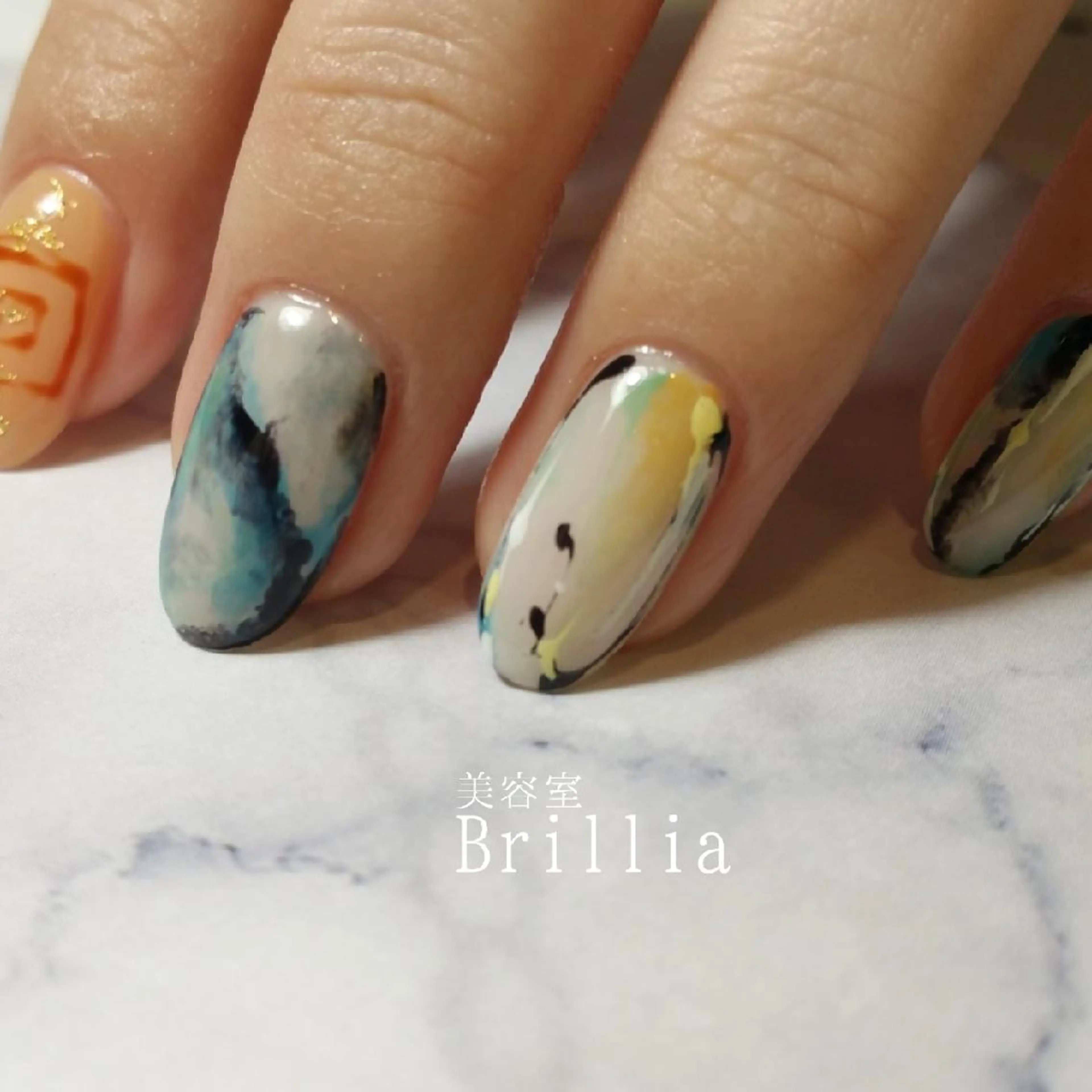 ネイル ハンドネイル 柴田 彩のネイルデザイン