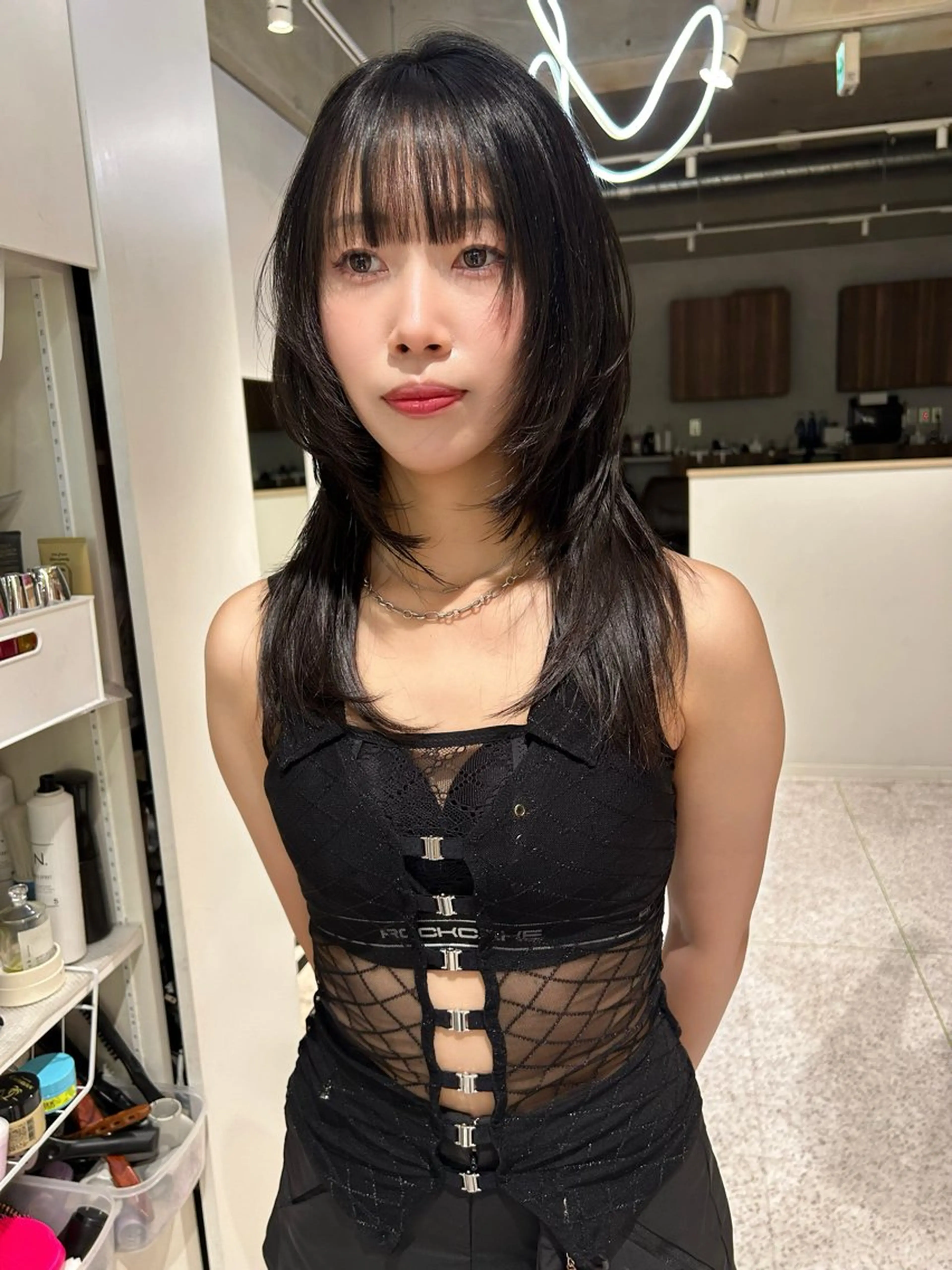 セミロング カラー ヘアアレンジ カット トレンドlayer cut💐mihoのヘアスタイル