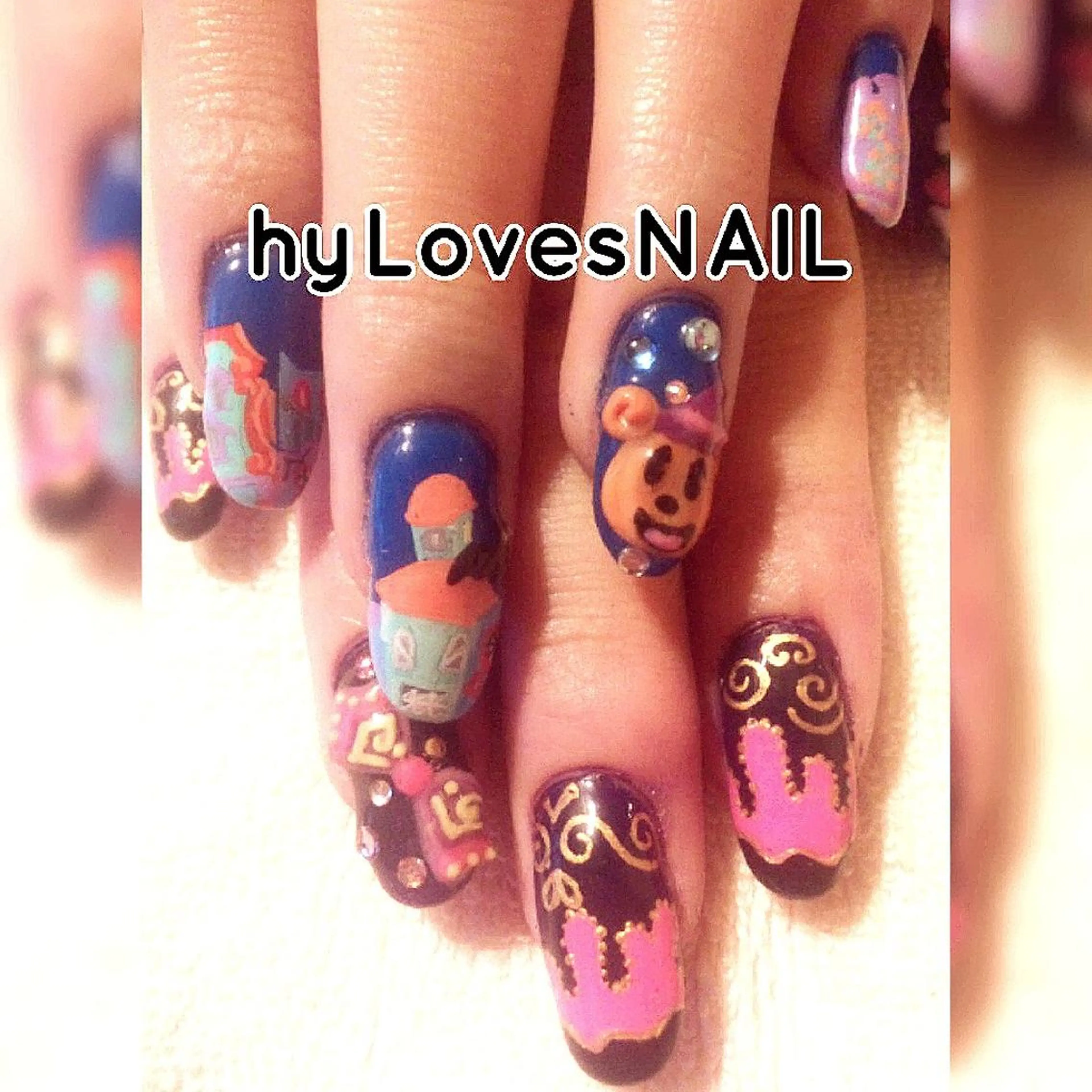 ネイル ジェルネイル ハロウィン ハードジェル ミディアムネイル ストーンネイル ハンドネイル よしだ ひろきのネイルデザイン