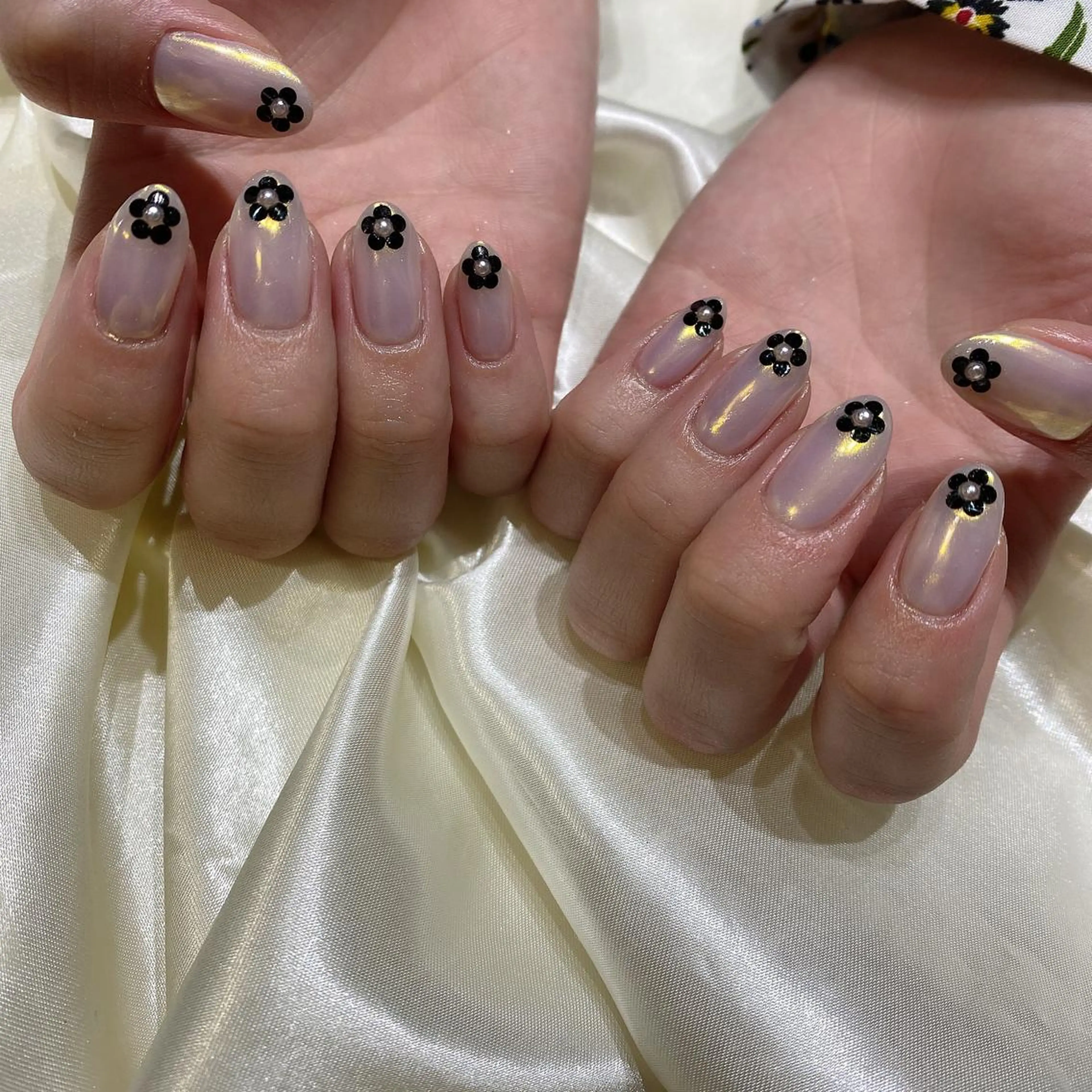 ネイル ハンドネイル 西岡 杏のネイルデザイン