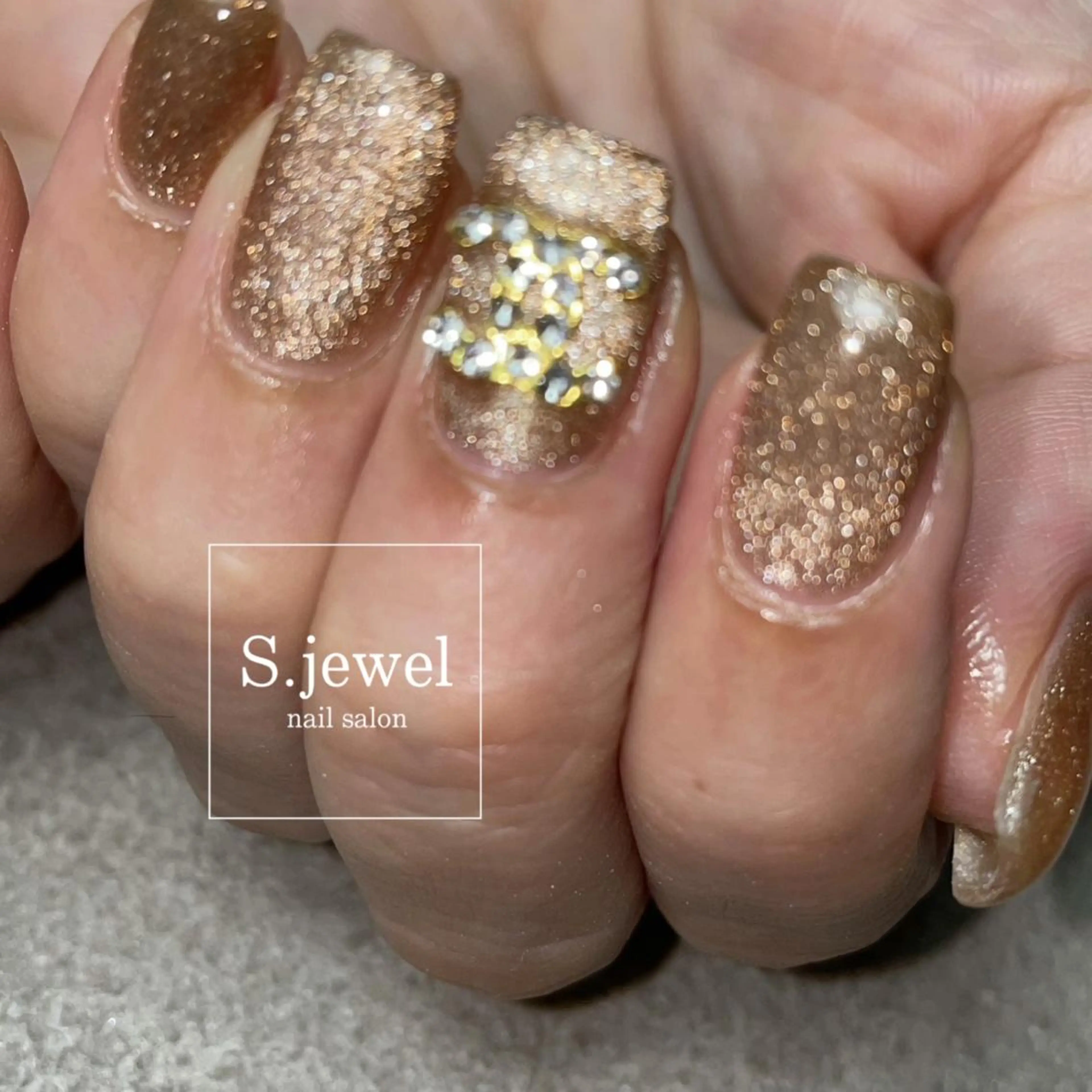 ネイル S. JEWELのネイルデザイン
