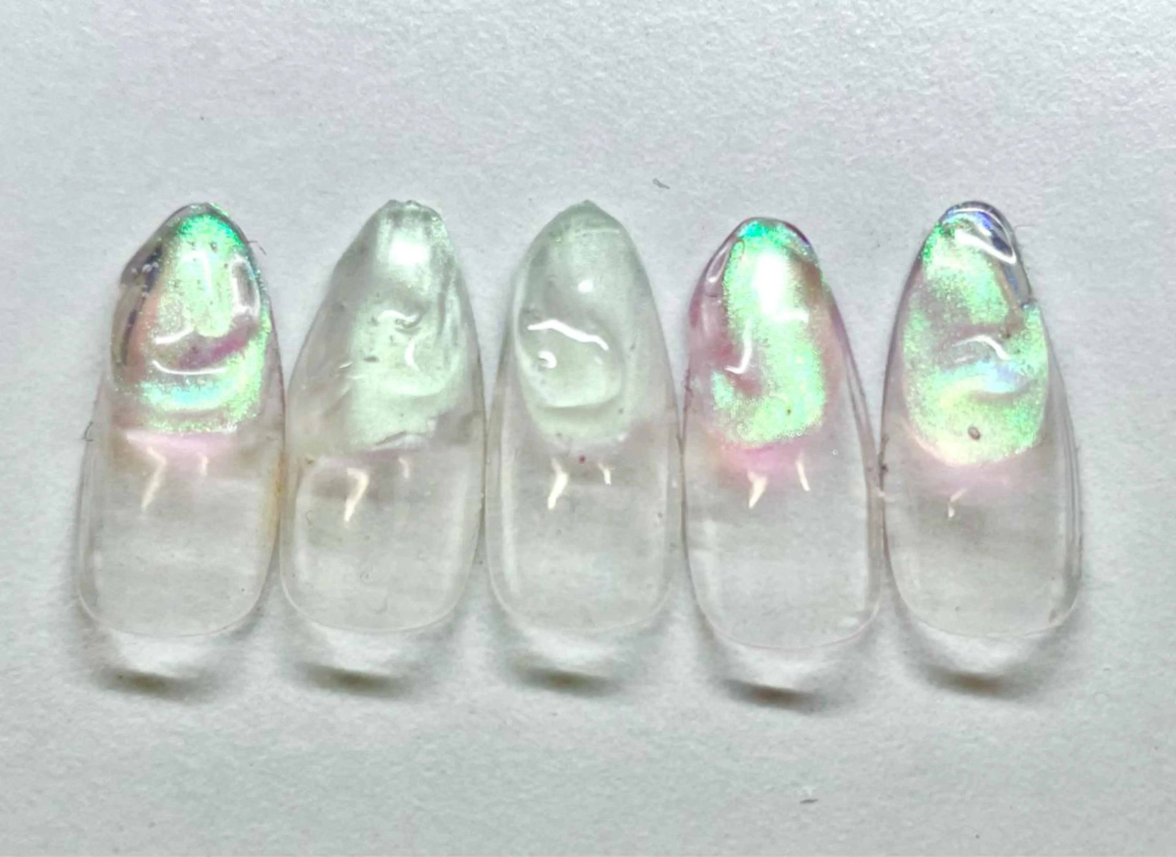 セミロング ネイル オーロラネイル ぷっくりネイル RIONnail Yurikaのネイルデザイン