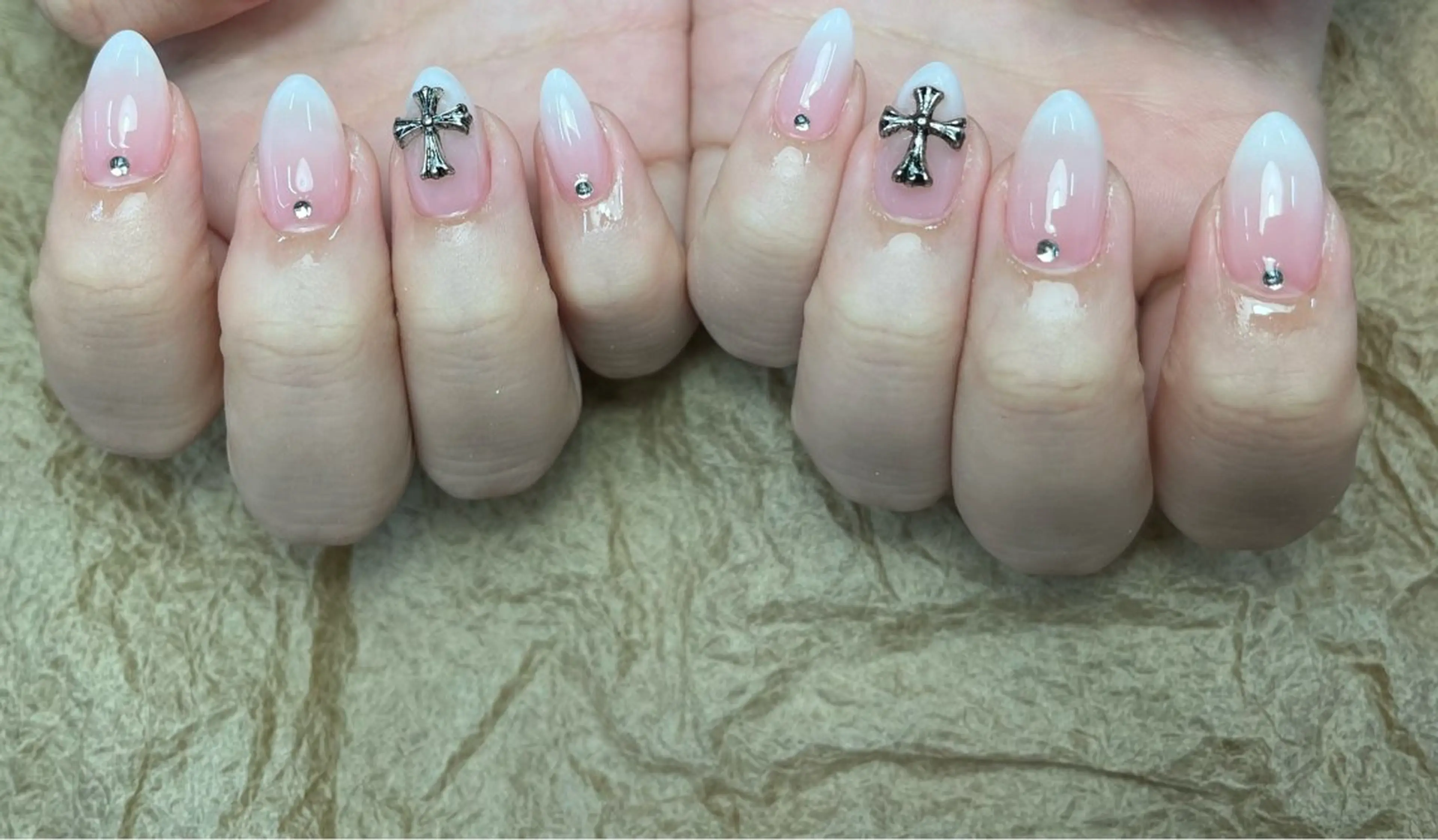 ネイル ToliyDeliy Nail Salonのネイルデザイン