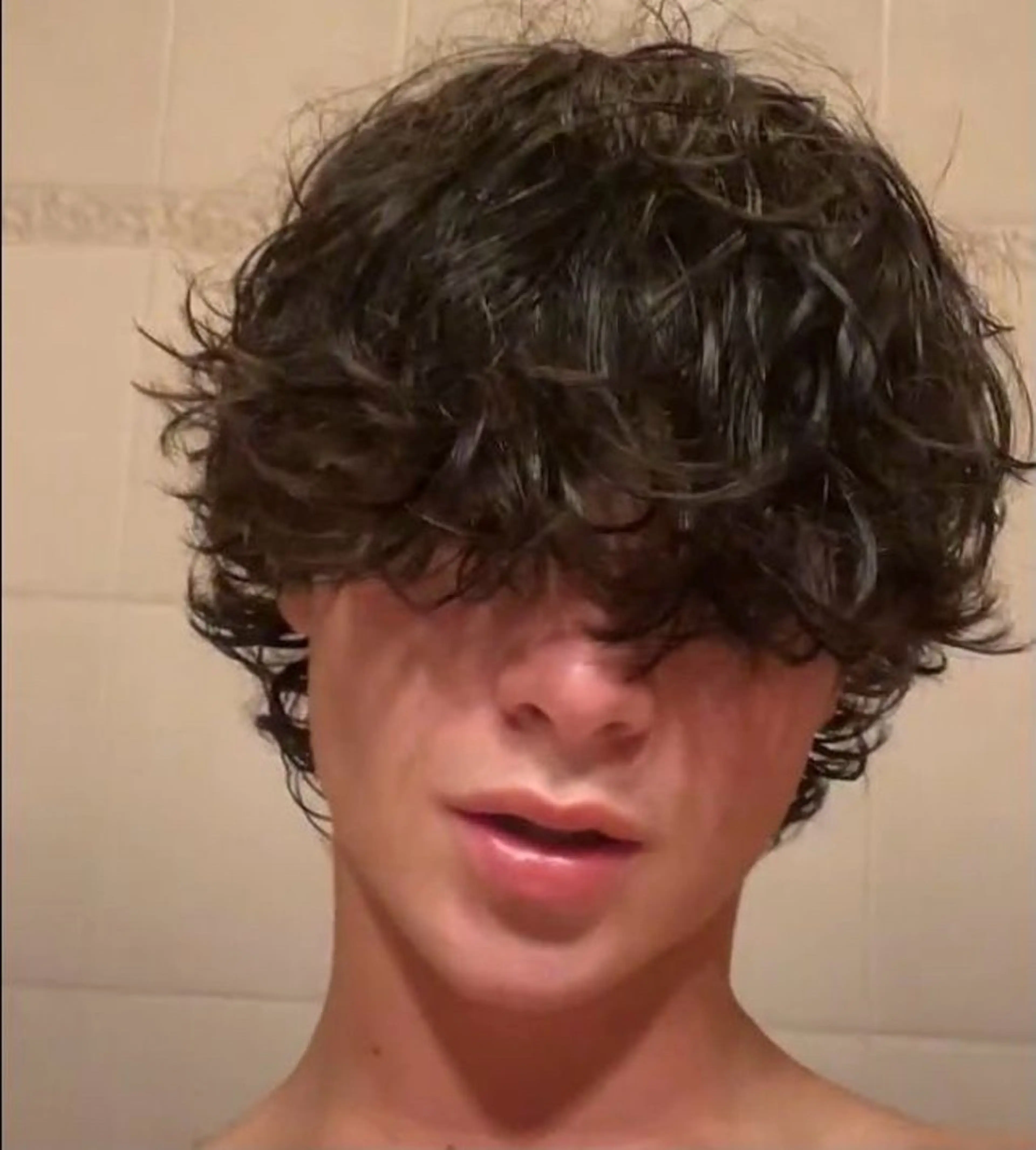 ミディアム パーマ メンズ 高橋 愛依のヘアスタイル