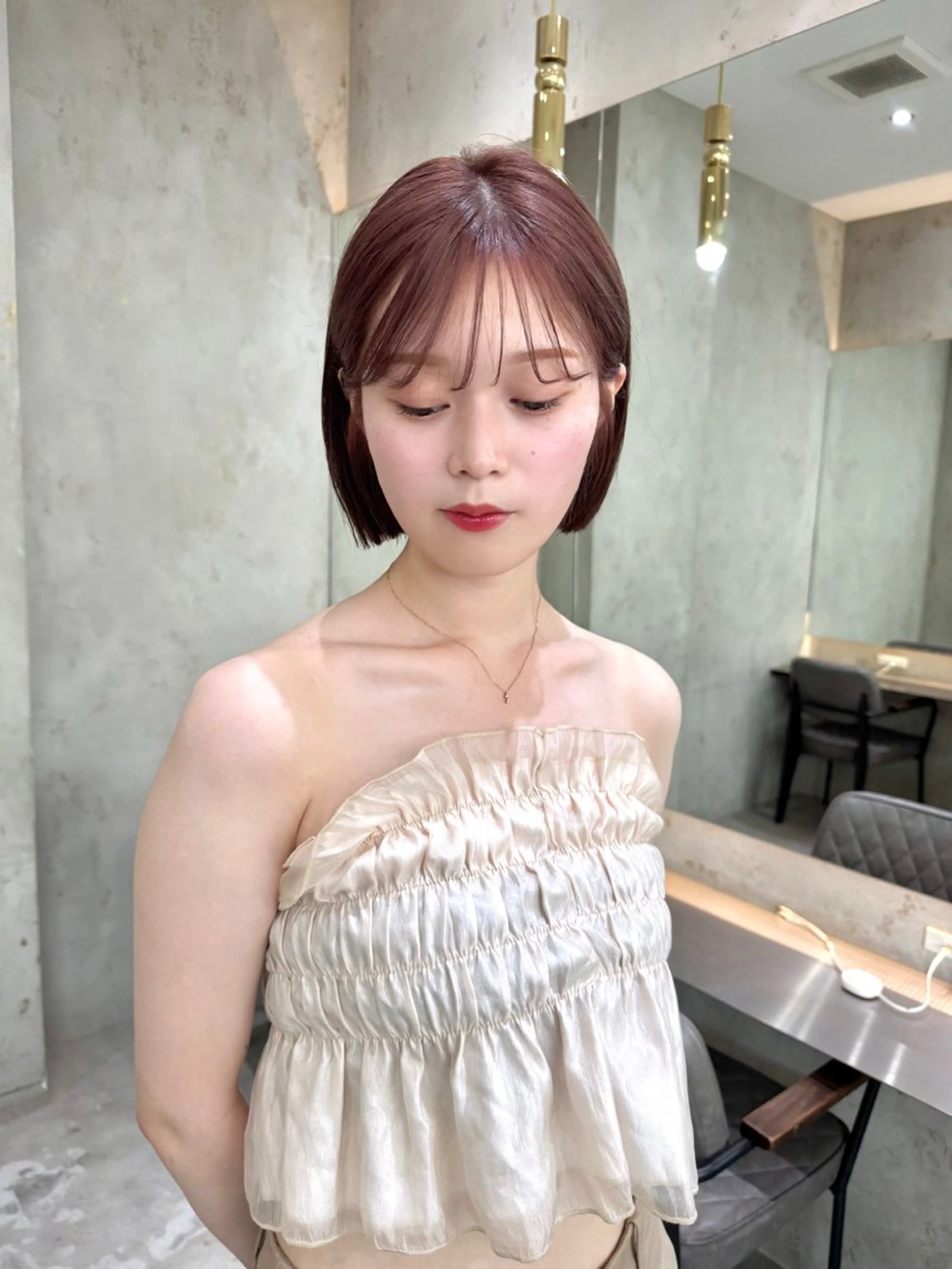 ショート カラー ヘアカラー トリートメント 莉乃/縮毛矯正/髪質 改善/艶カラーのヘアスタイル