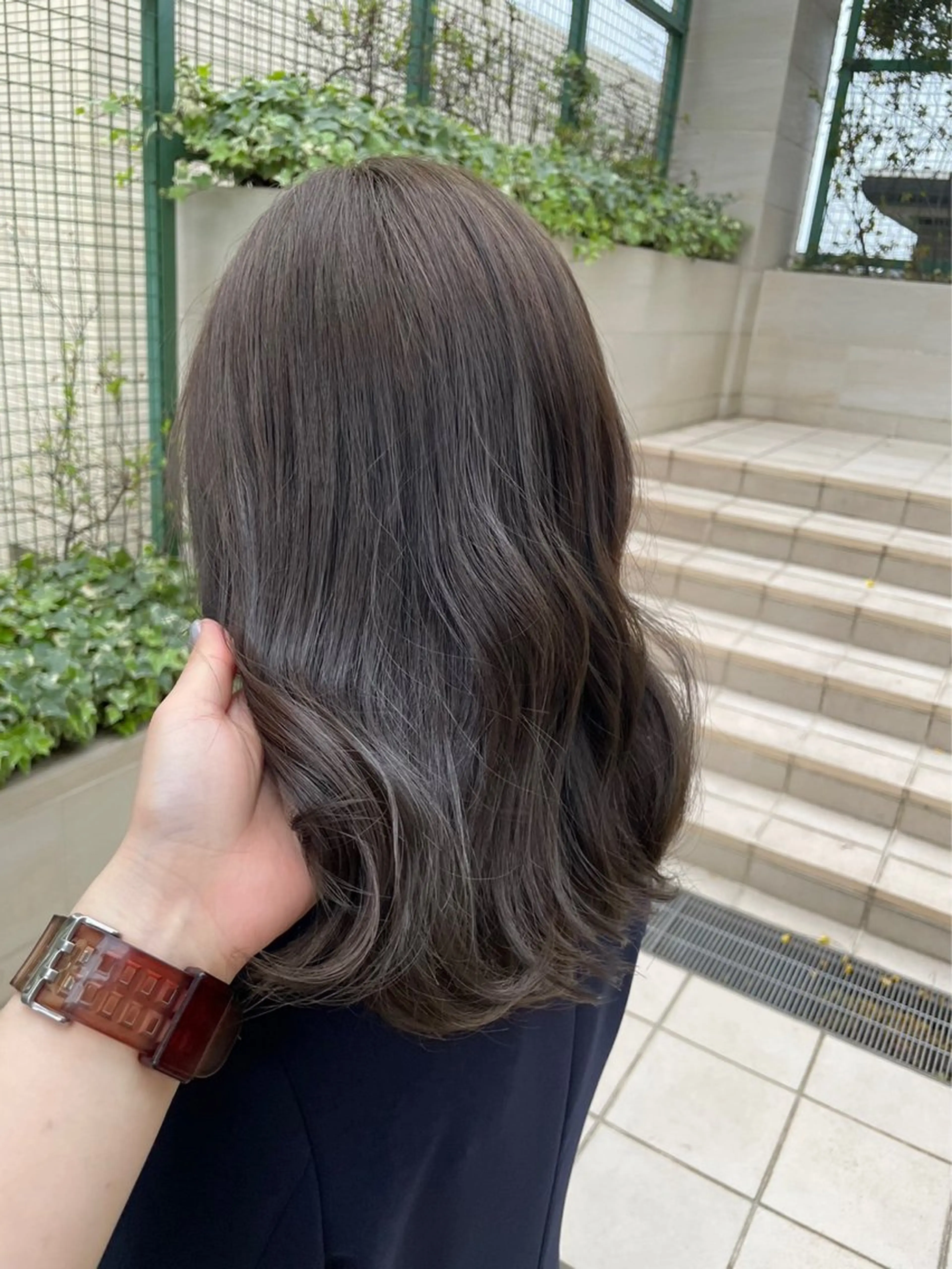 ロング カラー ヘアカラー トリートメント NaVIユウジ 透明感カラーのヘアスタイル