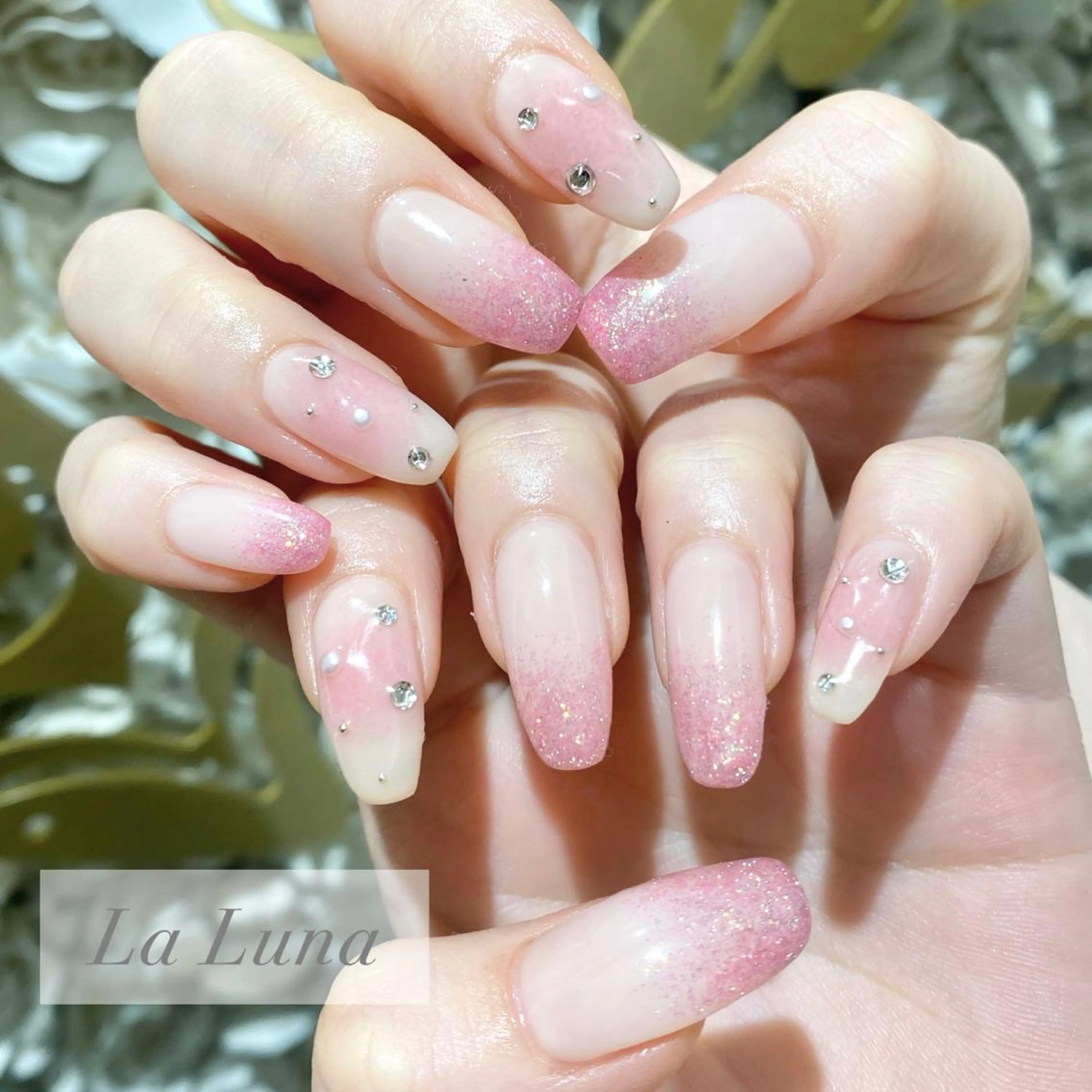 ネイル ＬａＬｕｎａ🌙 Natsukiのネイルデザイン