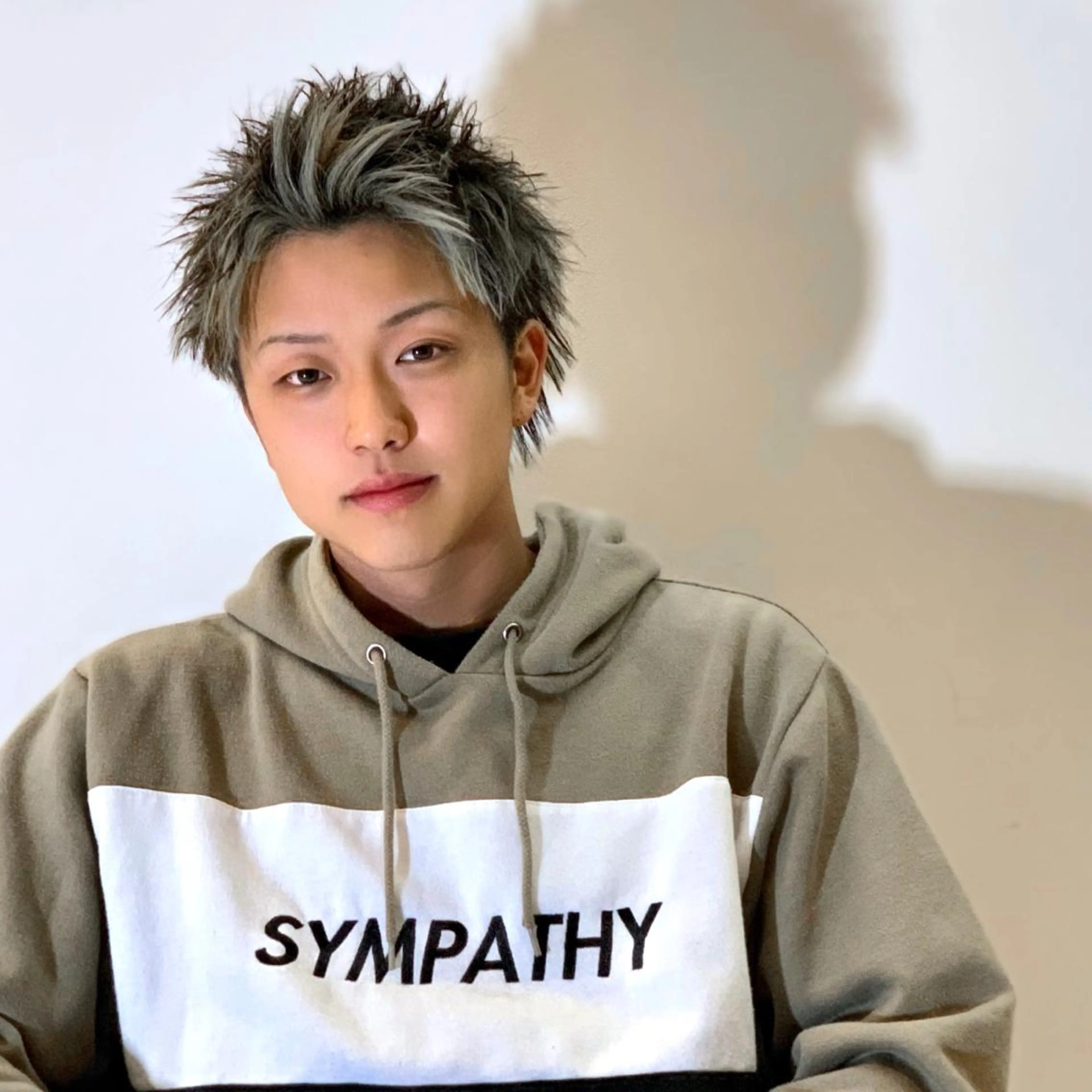 カラー メンズ アップバング メンズハイライト メンズメッシュ ミストバング  フェイスフレーミング カット ヘアカラー トリートメント メンズ専門　井藤 雅也のヘアスタイル