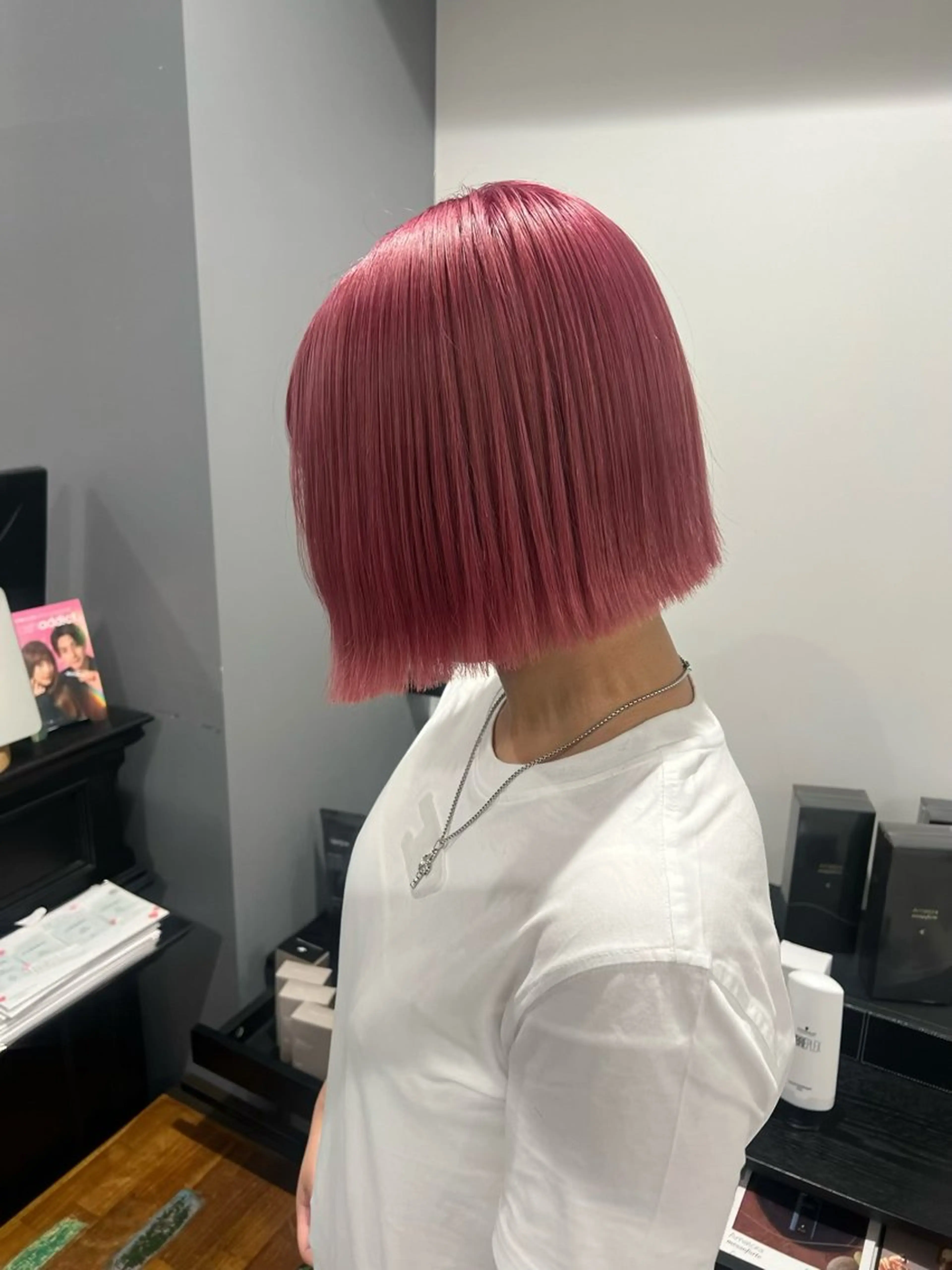 ショート カラー カシス ピンクカラー カット ヘアカラー トリートメント メンズカット/シャ ドウパーマ/KOBAのヘアスタイル