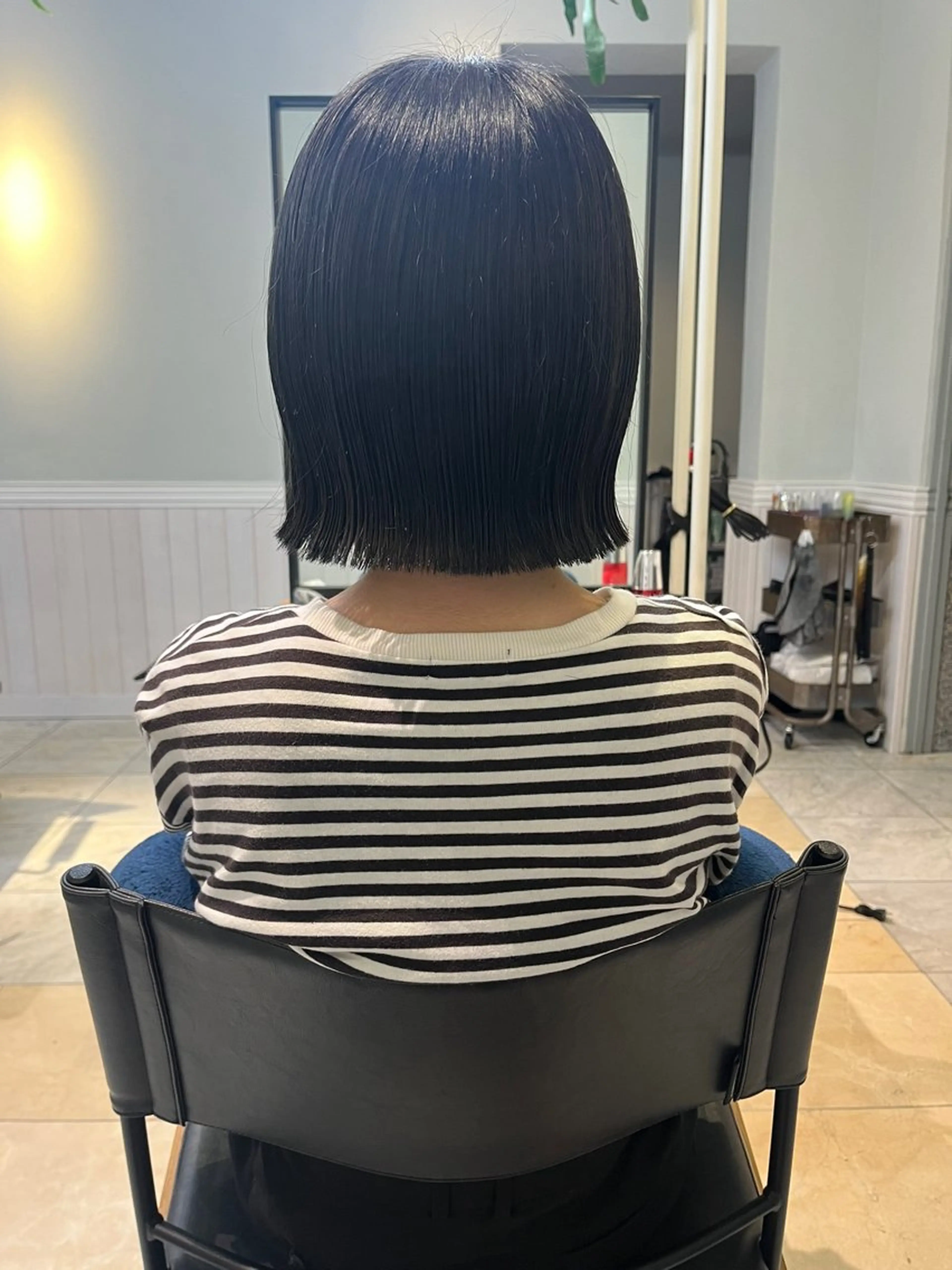 切りっぱなしボブカット＋ダメージレスカラー＋頭浸浴の写真