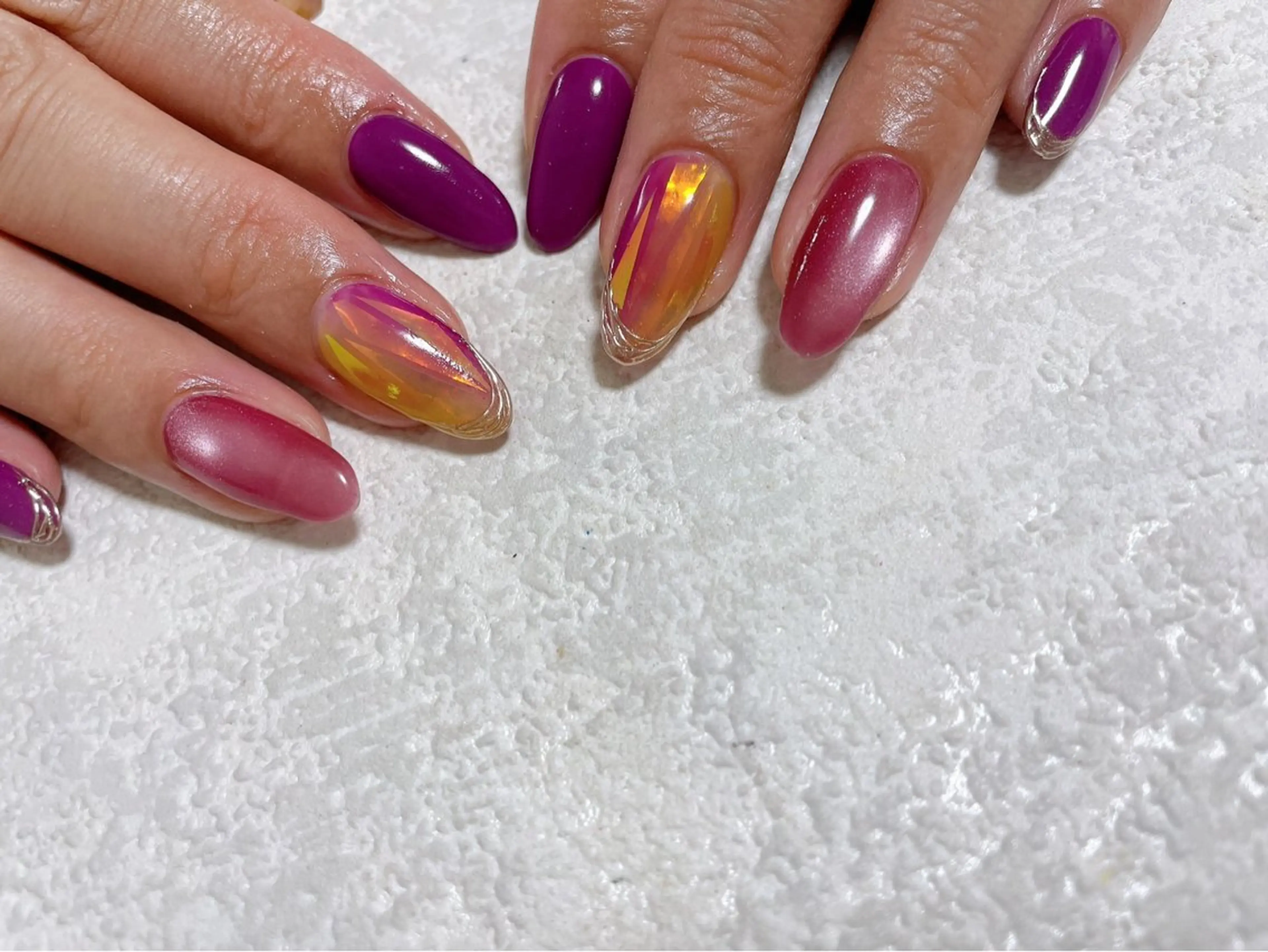 ネイル オーロラネイル ジェルネイル メンズネイル パラジェル 春ネイル kiki nail たまプラーザのネイルデザイン