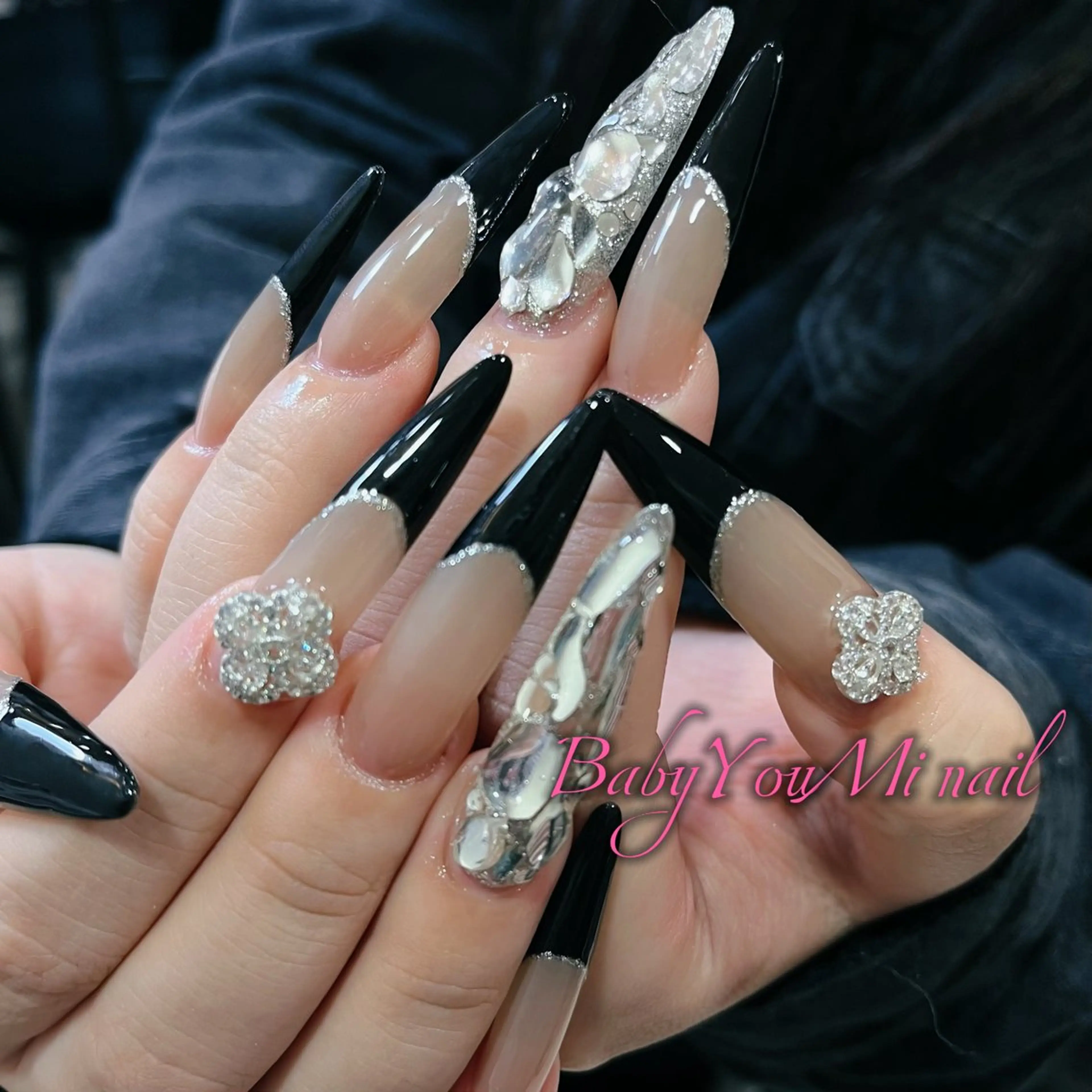 ネイル オーロラネイル 成人式 フットネイル フレンチネイル ジェルネイル ハンドネイル Oomiya 服部のネイルデザイン