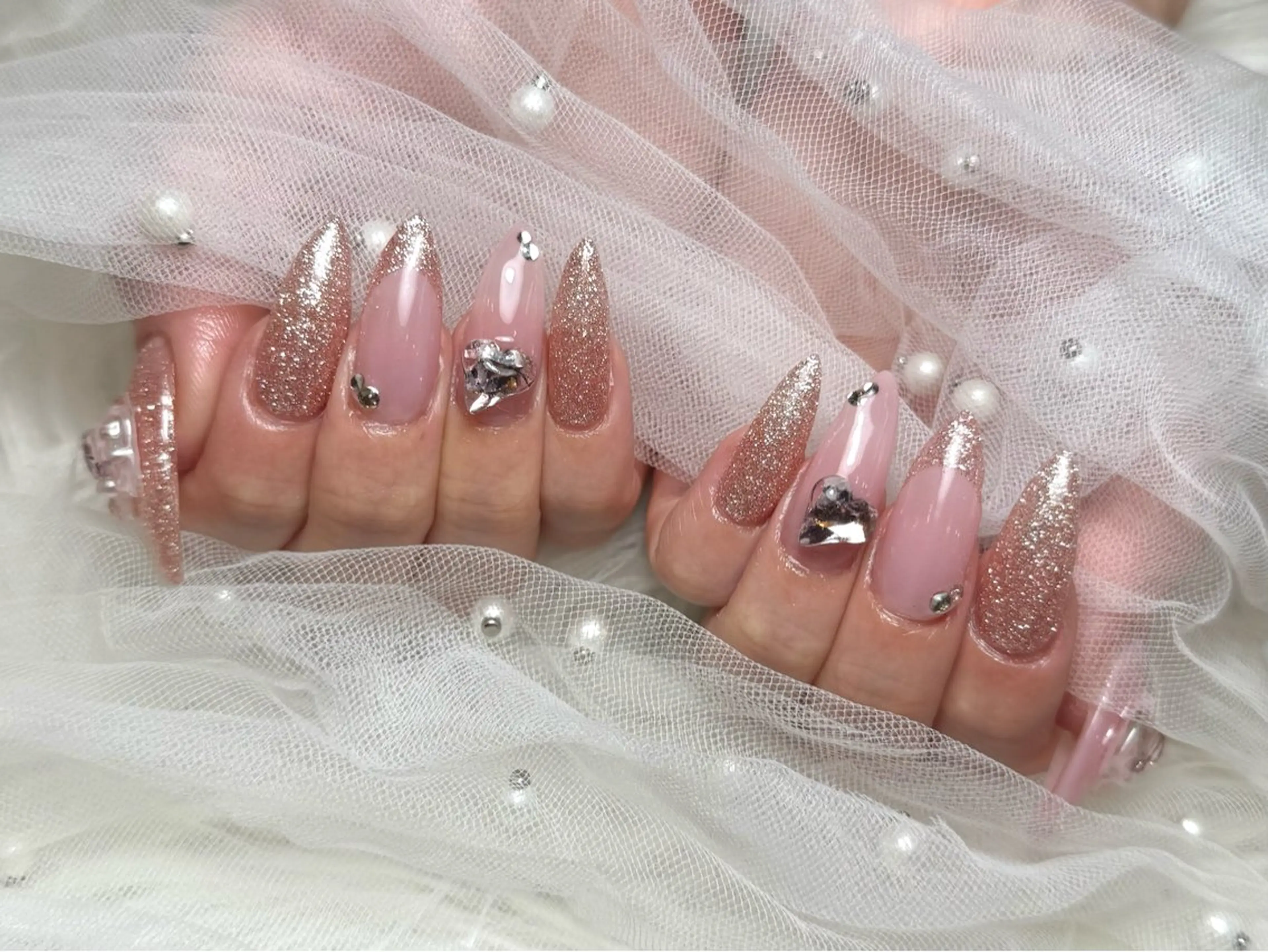 ロング ハンドネイル ハンドケア peTiT ✨️ yuzuki💞🫧のネイルデザイン