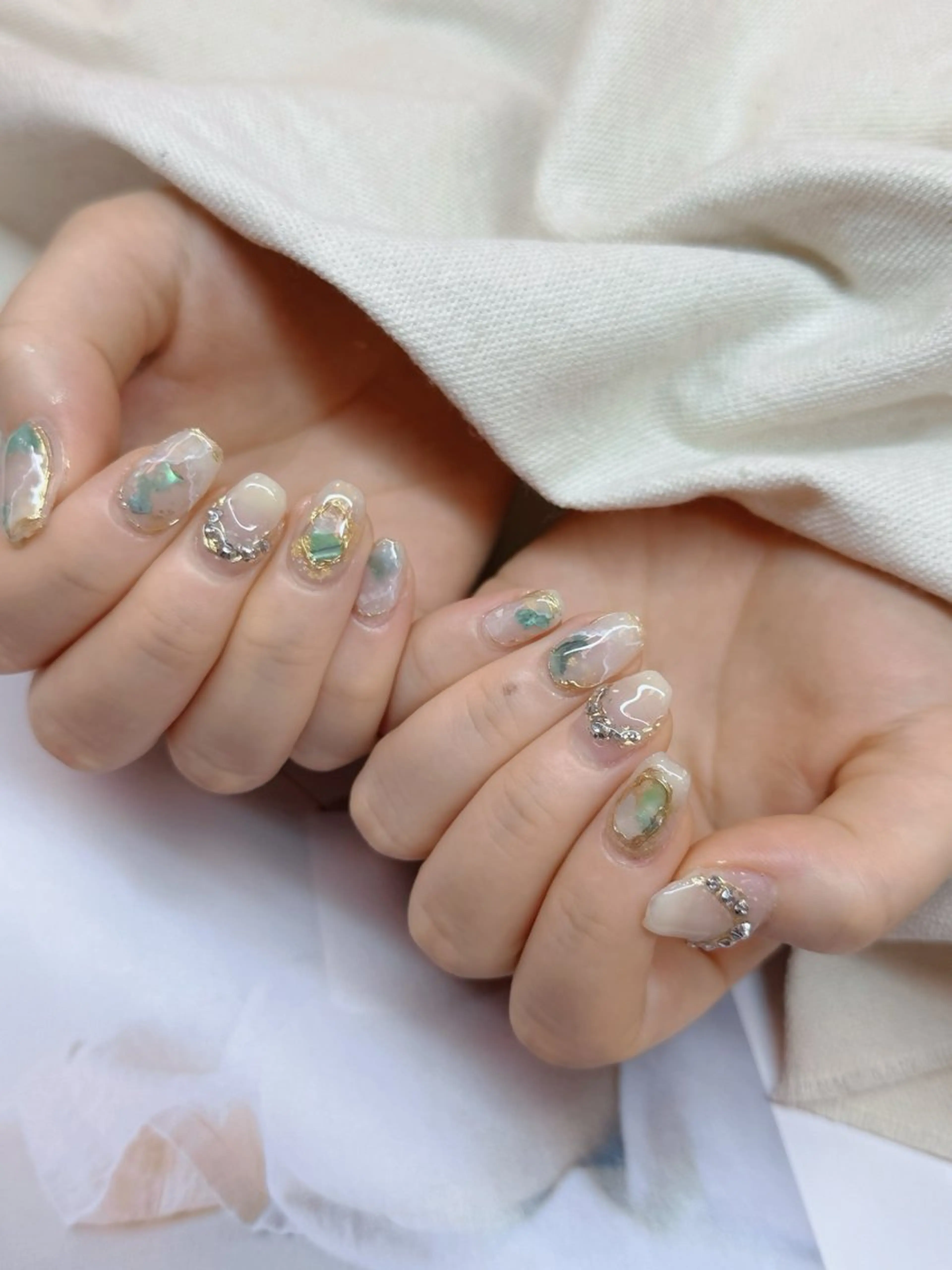 ネイル Mira Nail Studioのネイルデザイン