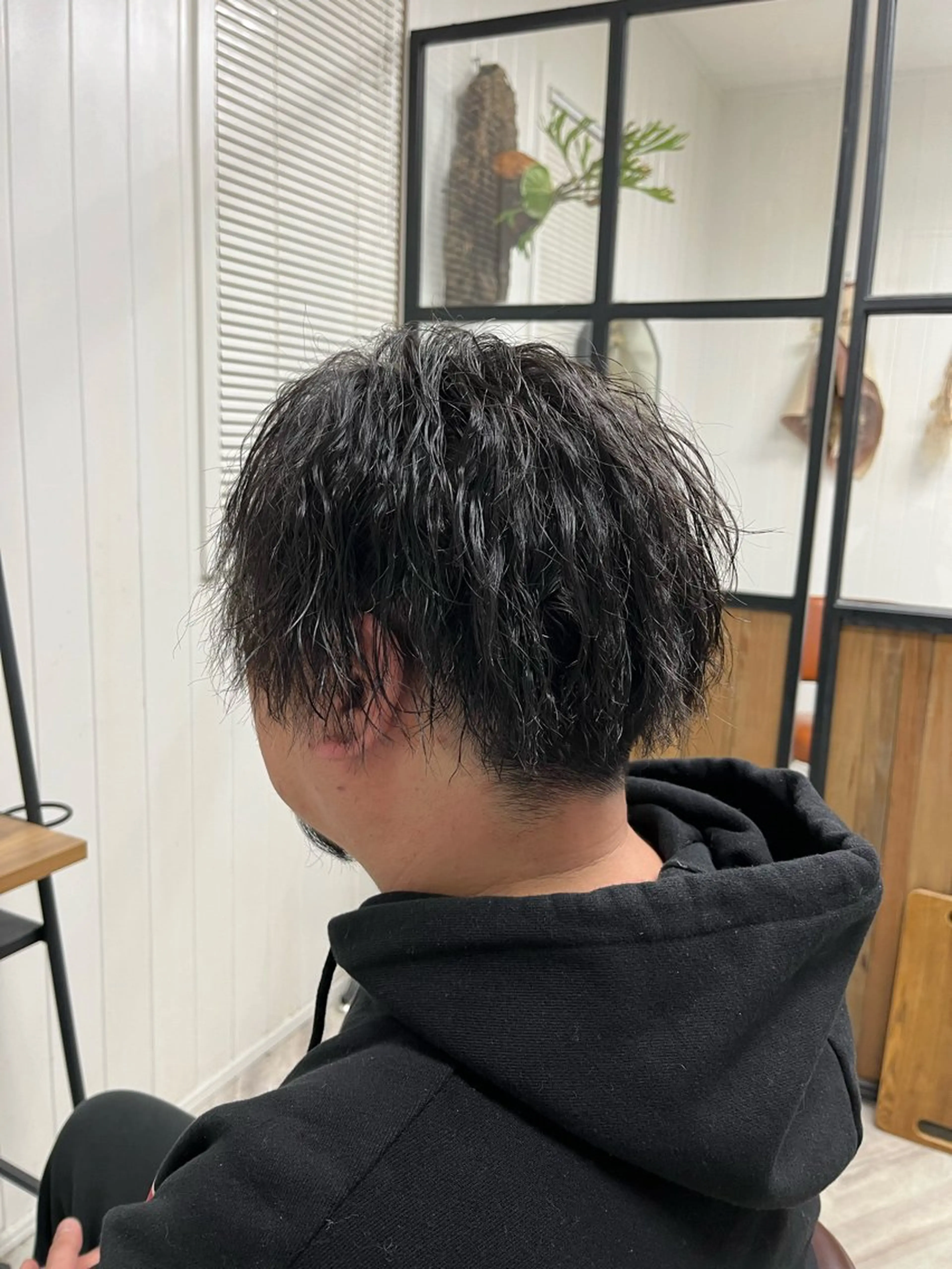 メンズ メンズパーマ メンズツイストパーマ ツイストパーマ 関根 わかなのヘアスタイル