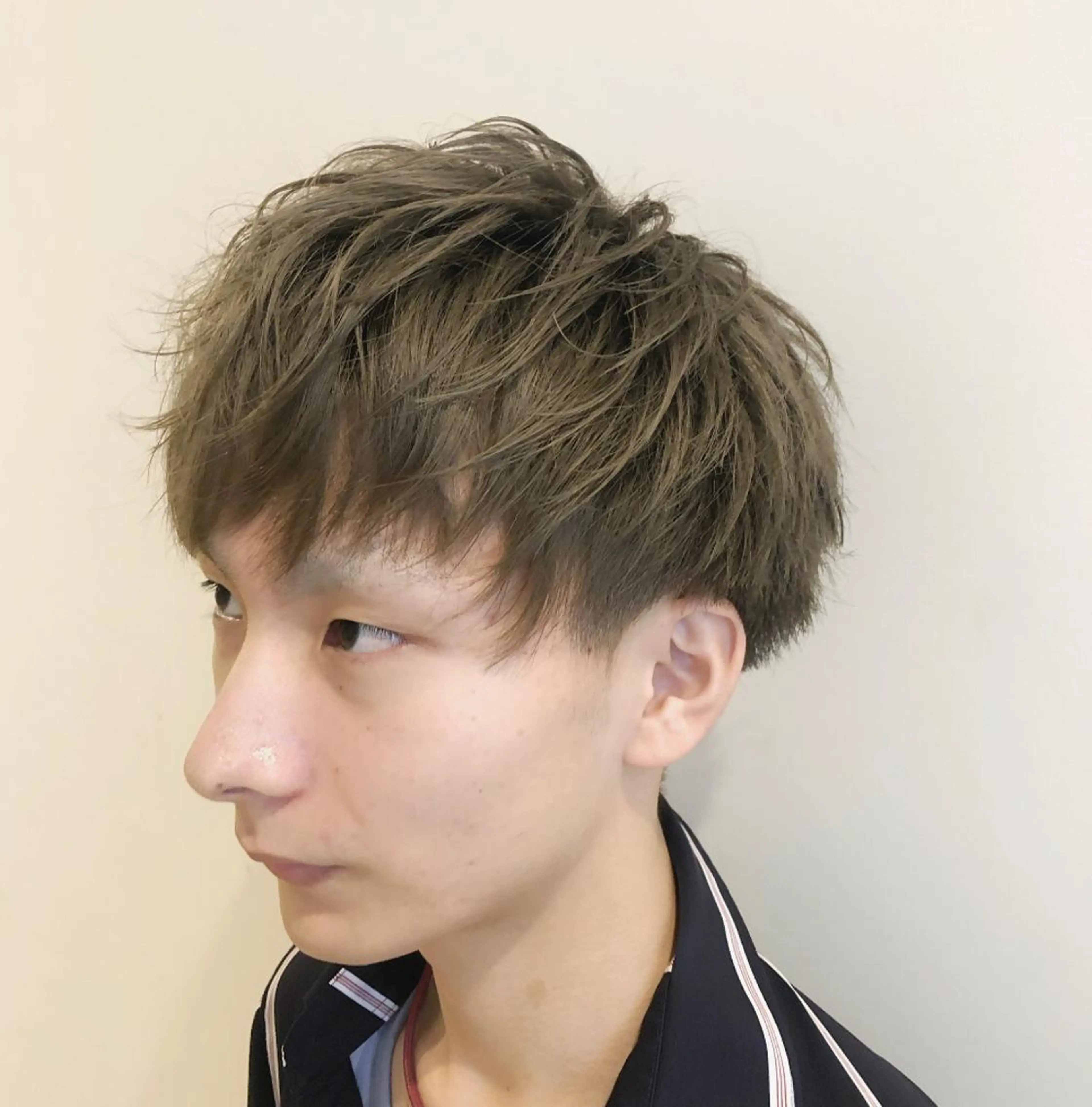 ショート カラー ヘアアレンジ ベージュカラー ミルクティーベージュ sand yokohama所属・美容室sand 横浜のヘアスタイル