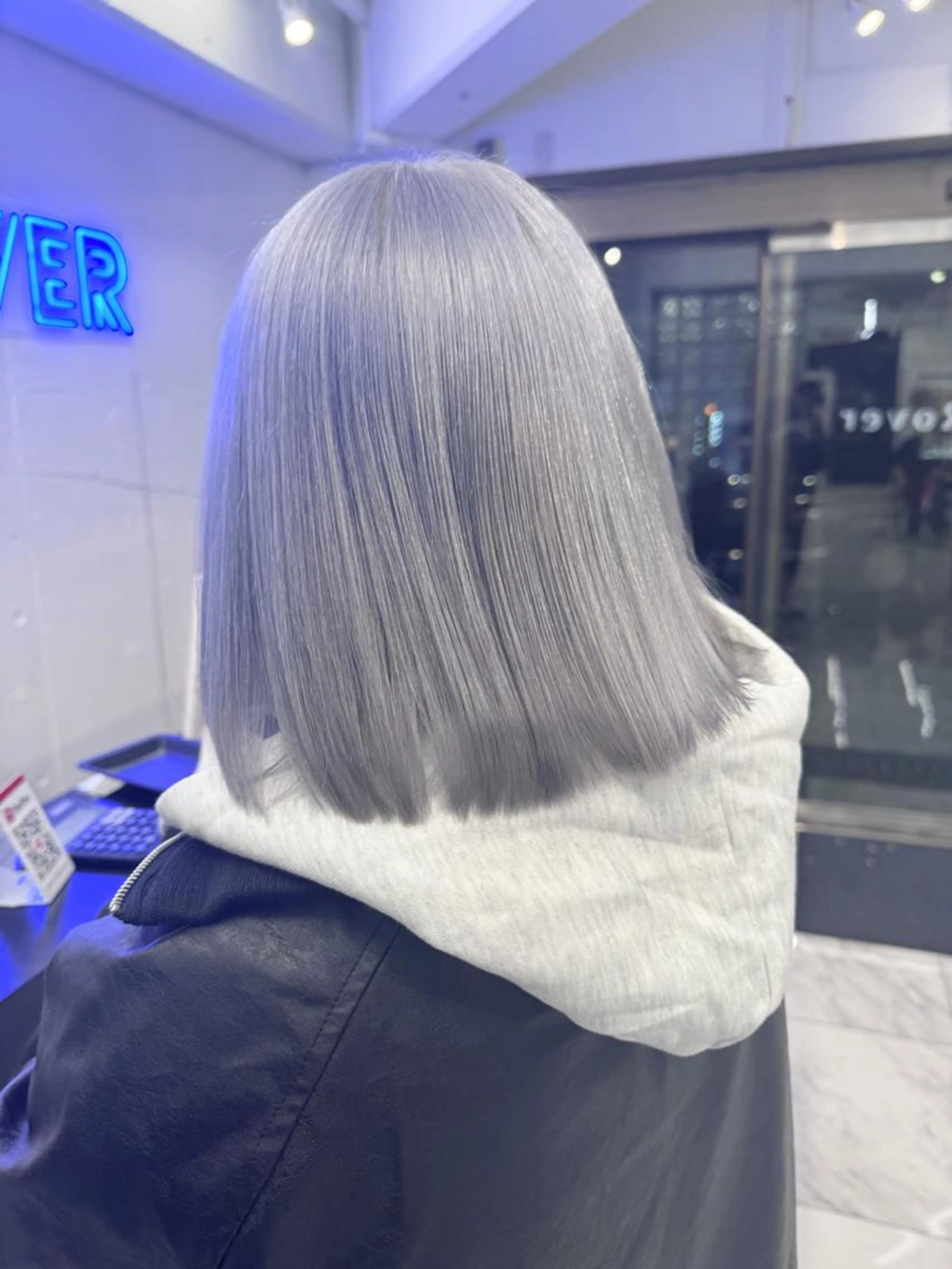 ☆話題のエフェクトケアブリーチ☆＋カラー+クイックトリートメント￥15000の写真