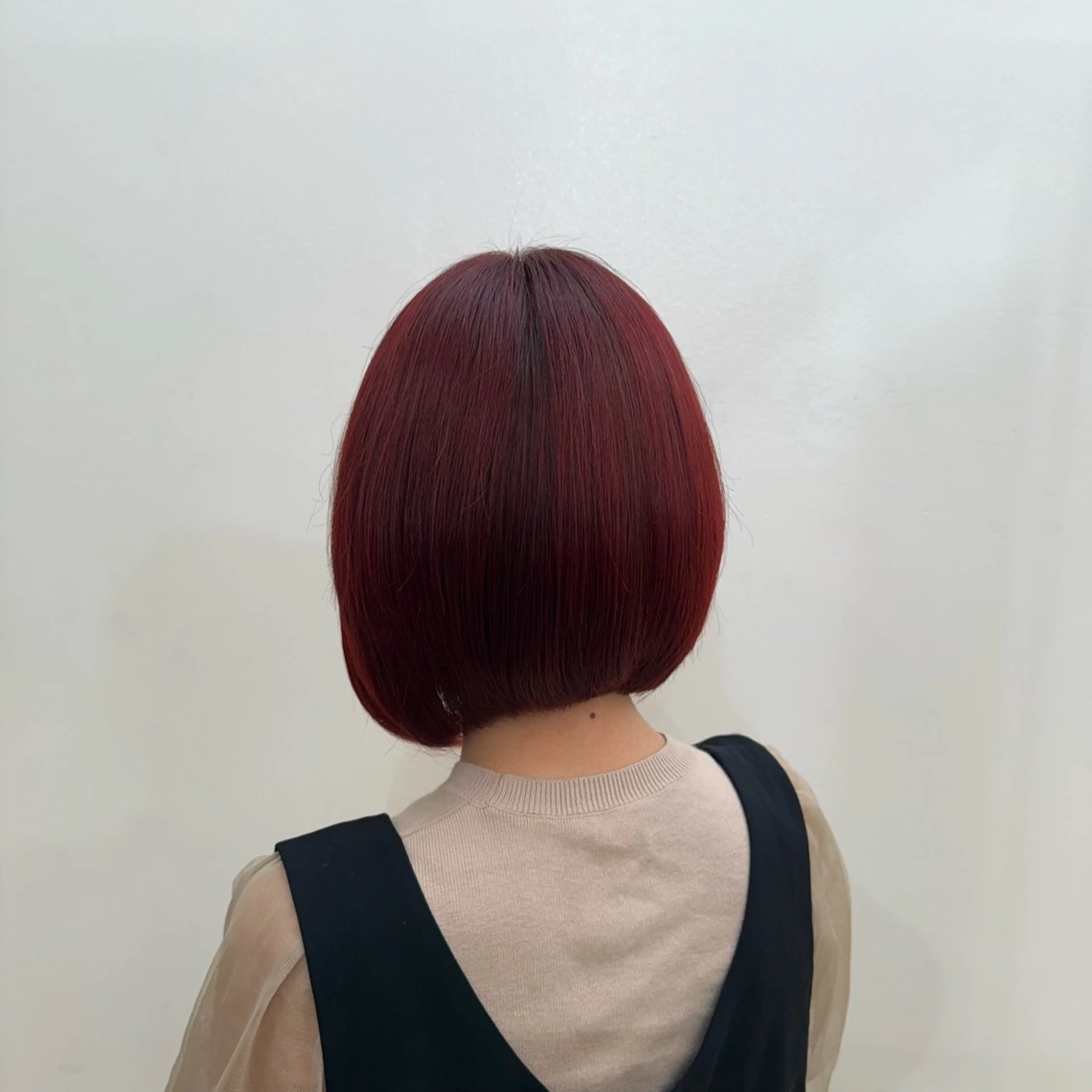 ショート カラー レッドカラー ✵ ✯MOMOKA✯ ✵のヘアスタイル