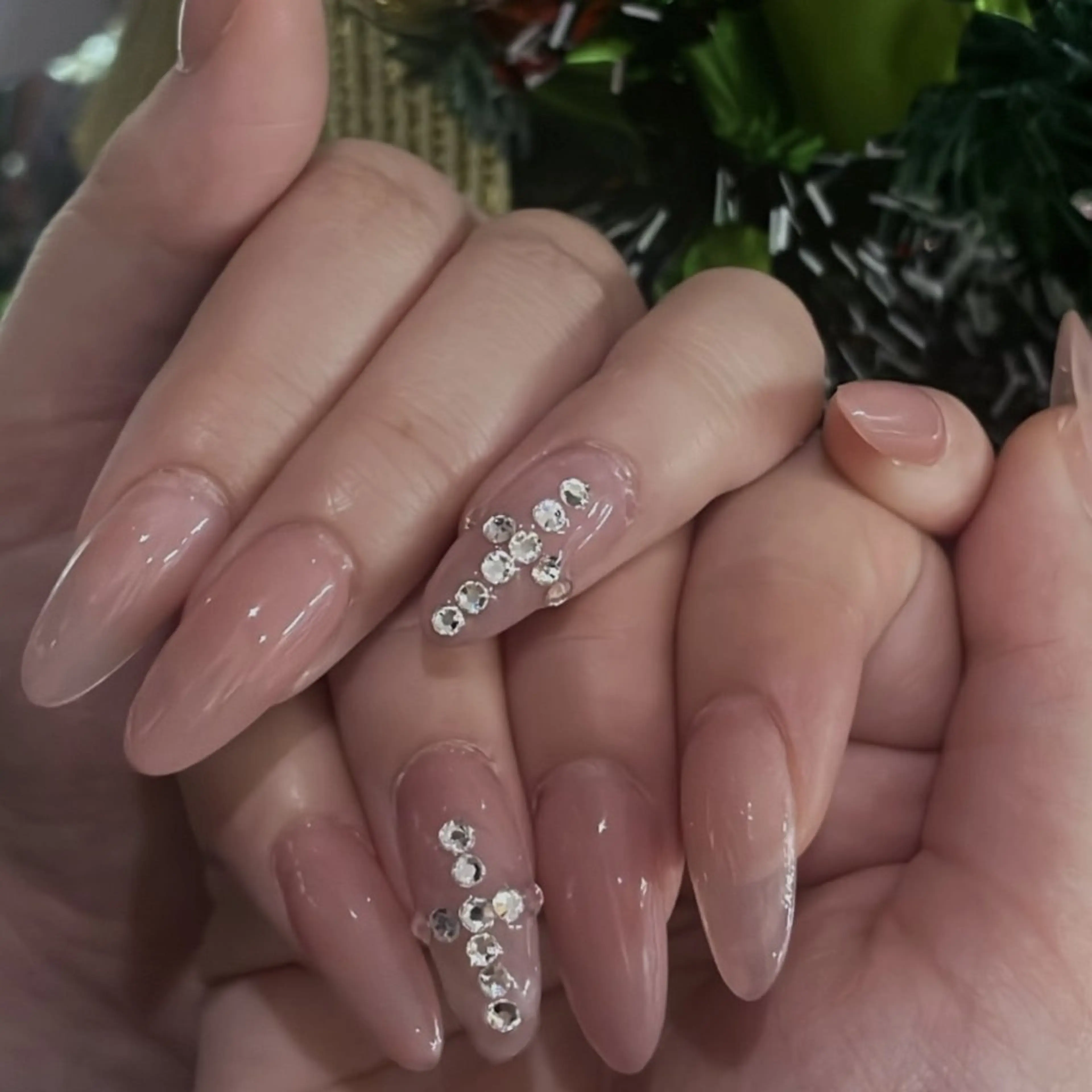 ネイル アートネイル ジェルネイル ワンカラーネイル ストーンネイル jj toda beauty所属・JJ  Aiのネイルデザイン