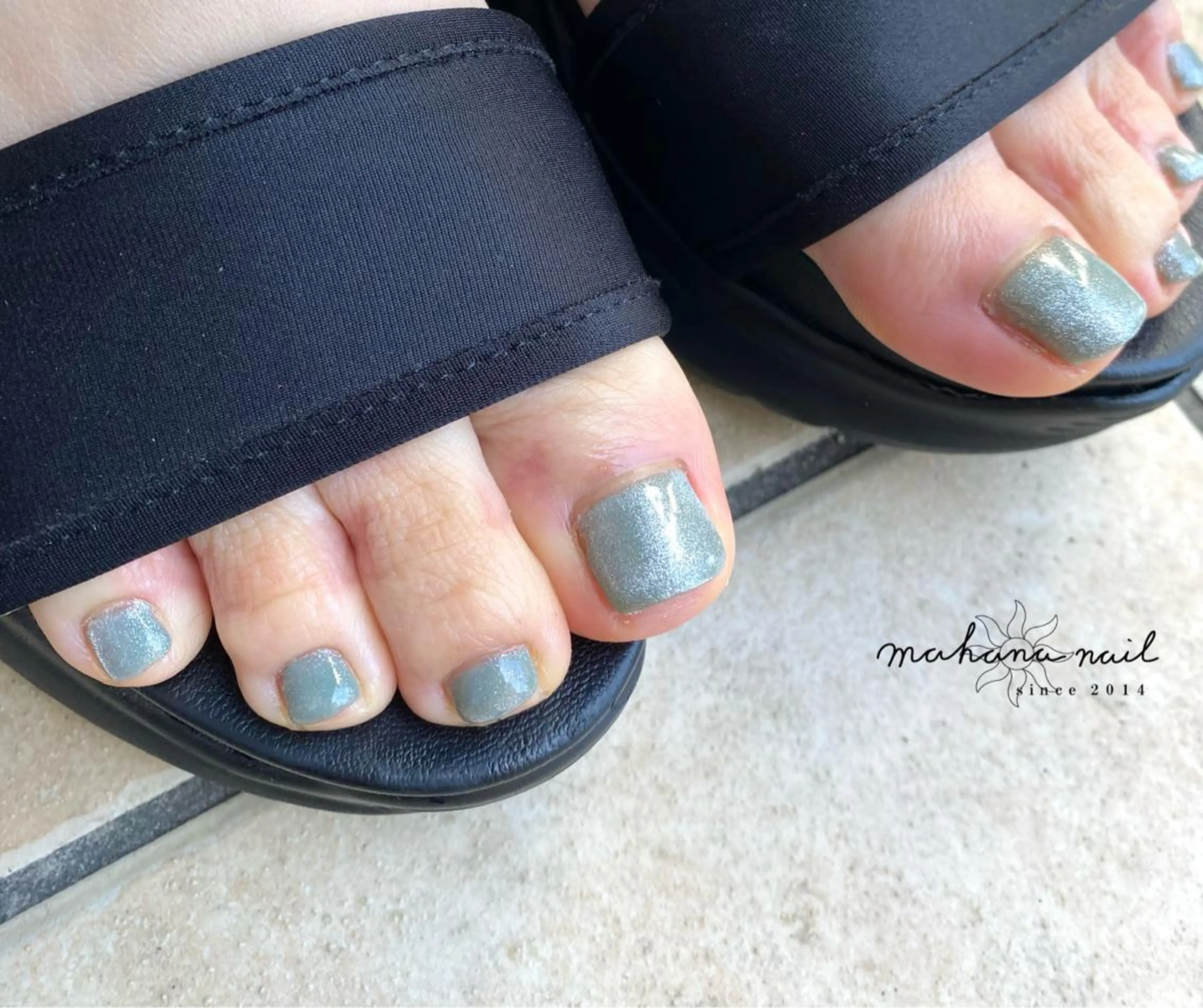 ネイル フットネイル ジェルネイル マグネットネイル ワンカラーネイル mahana nailのネイルデザイン