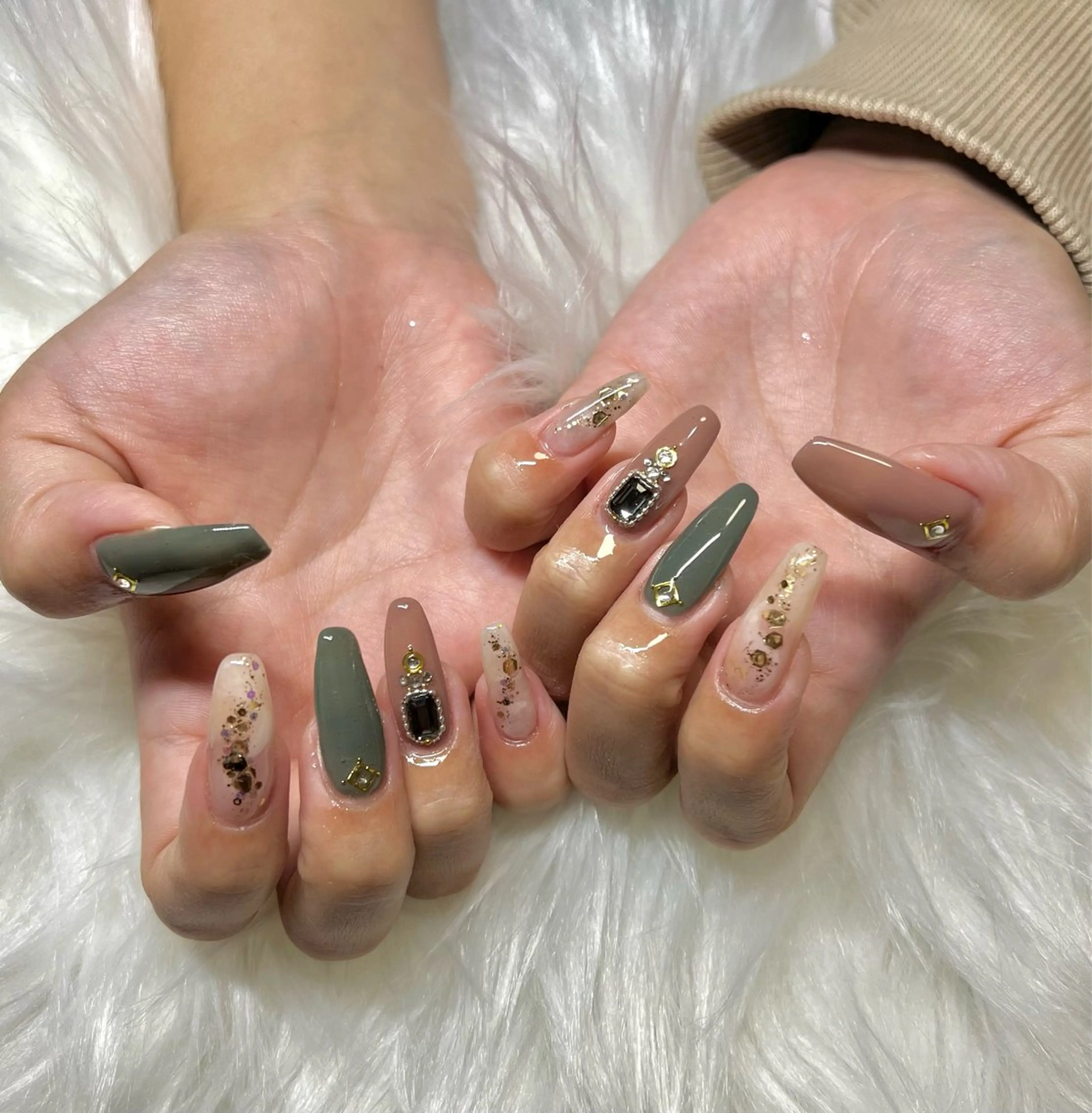 ネイル ハンドネイル CHARME 🤎〔RINA〕のネイルデザイン