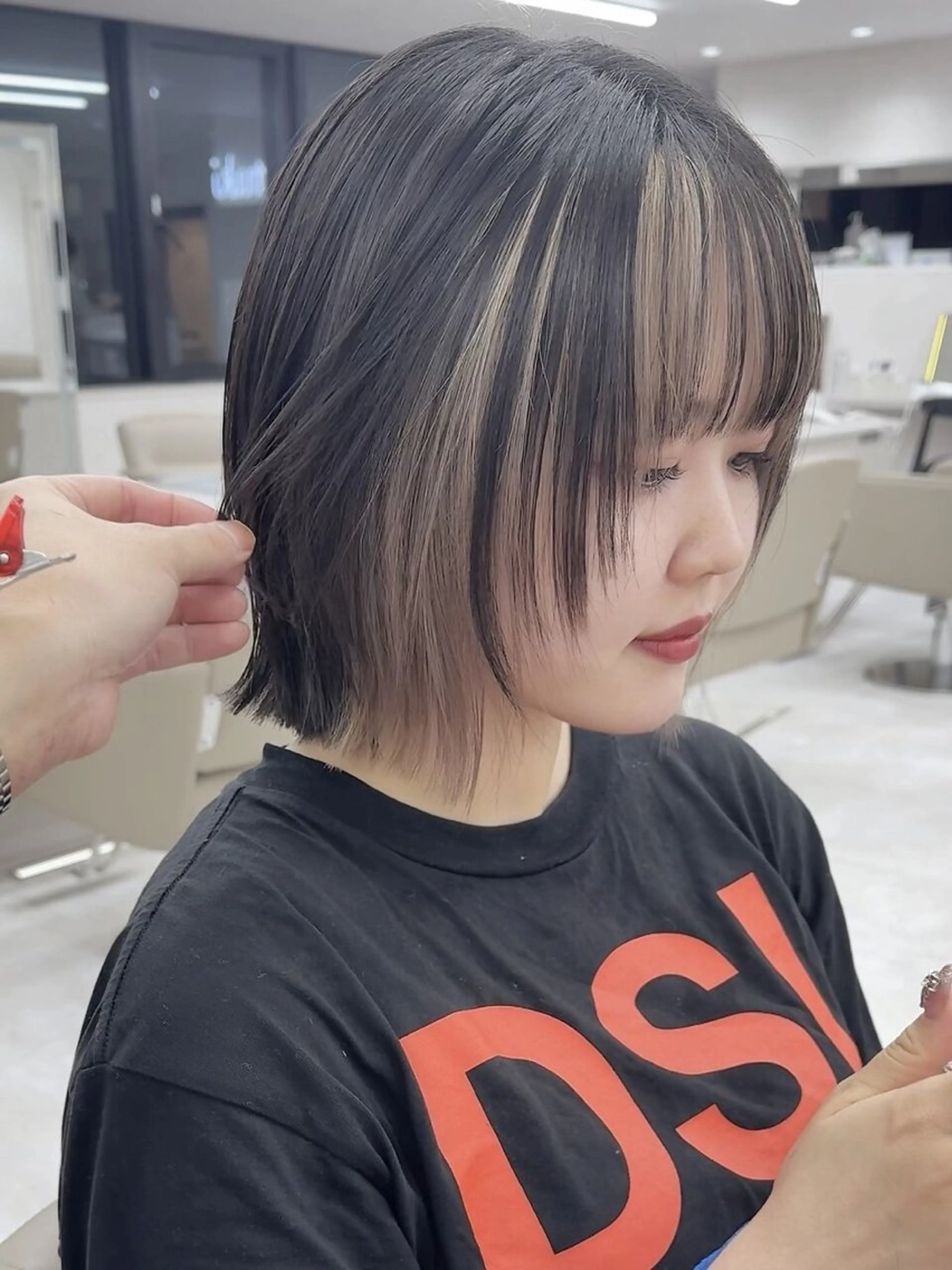 ショート すずか ／艶感カラー🪽🫧のヘアスタイル