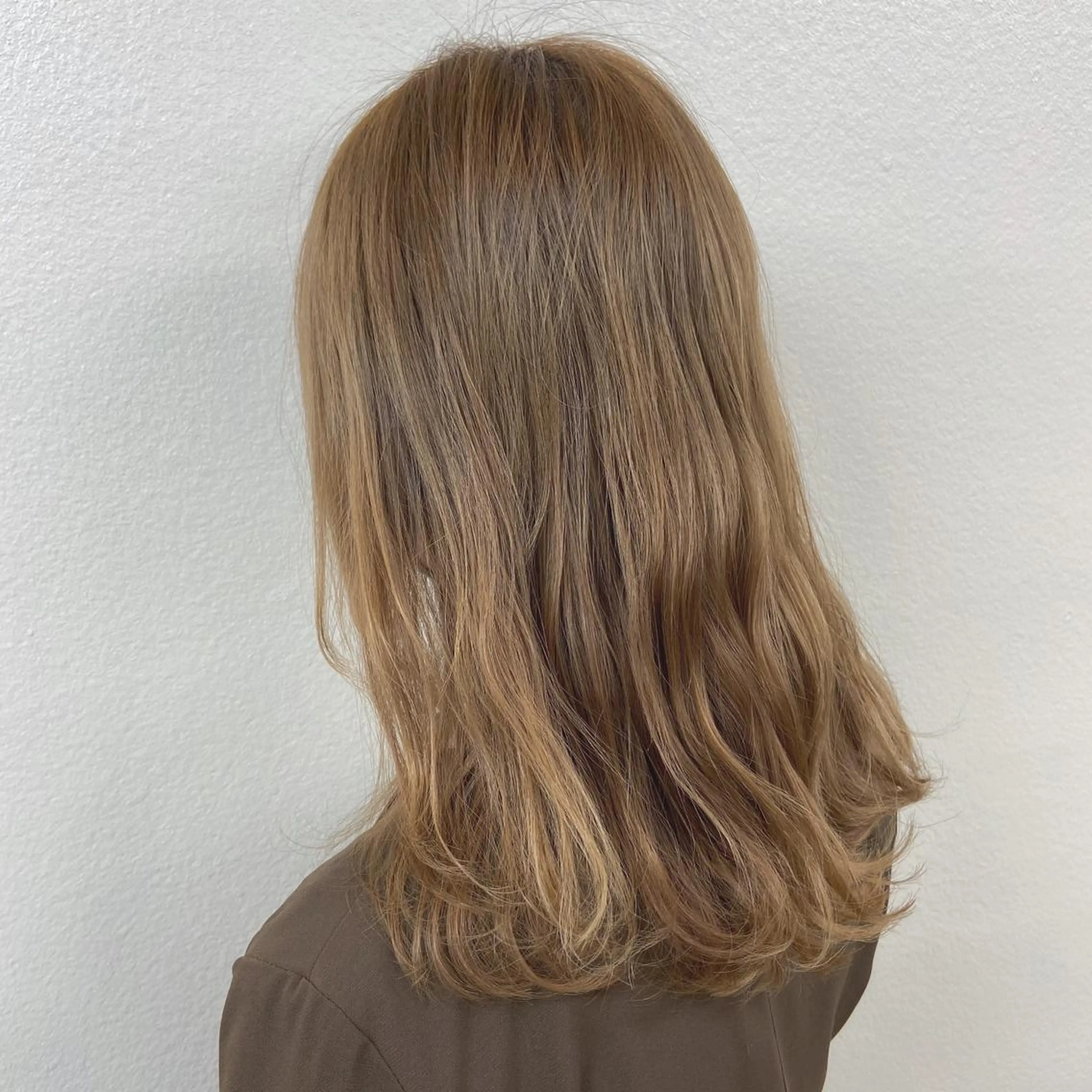 セミロング カラー 川崎のカラー職人🥣 kentaのヘアスタイル