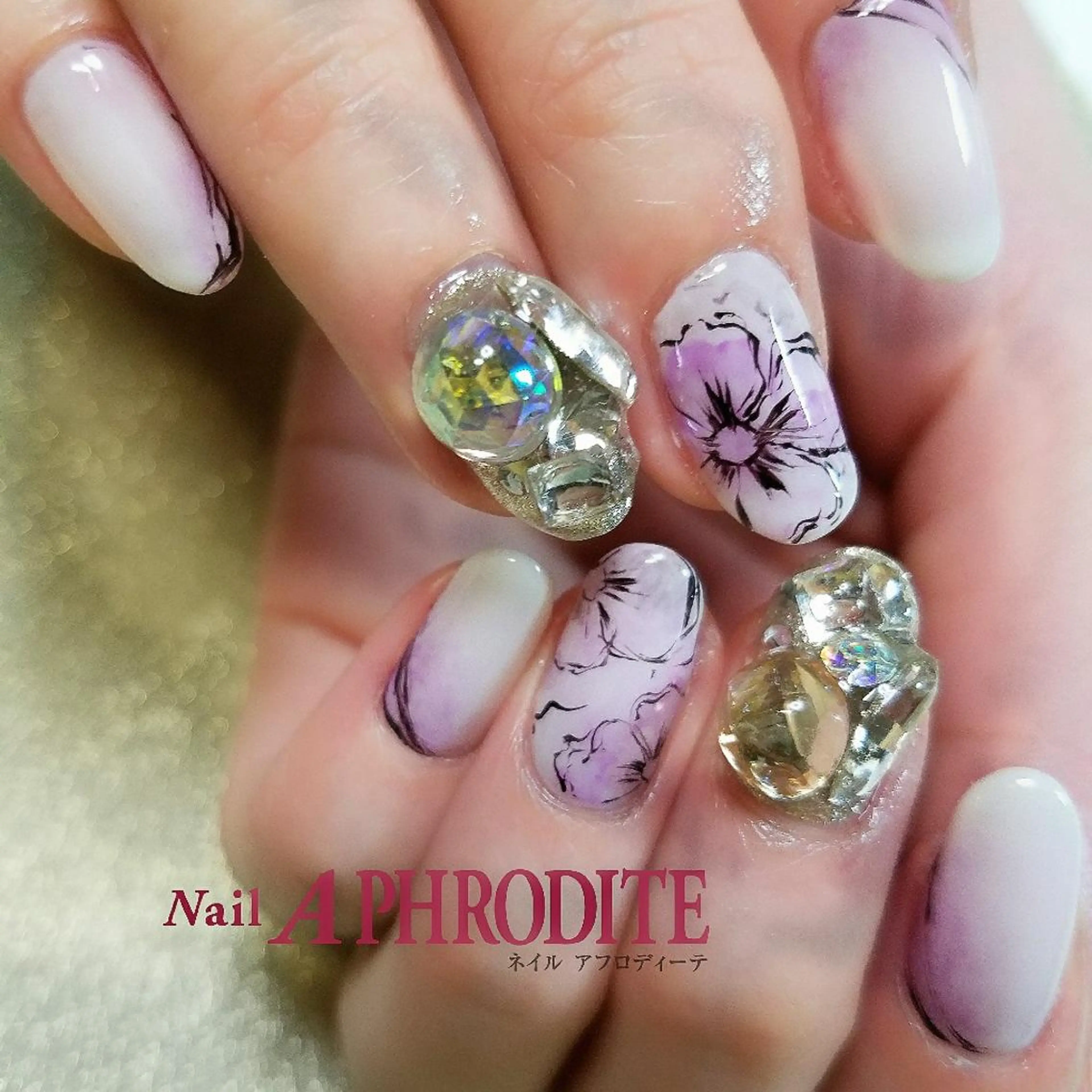 ネイル フラワーネイル Nail  Aphroditeのネイルデザイン