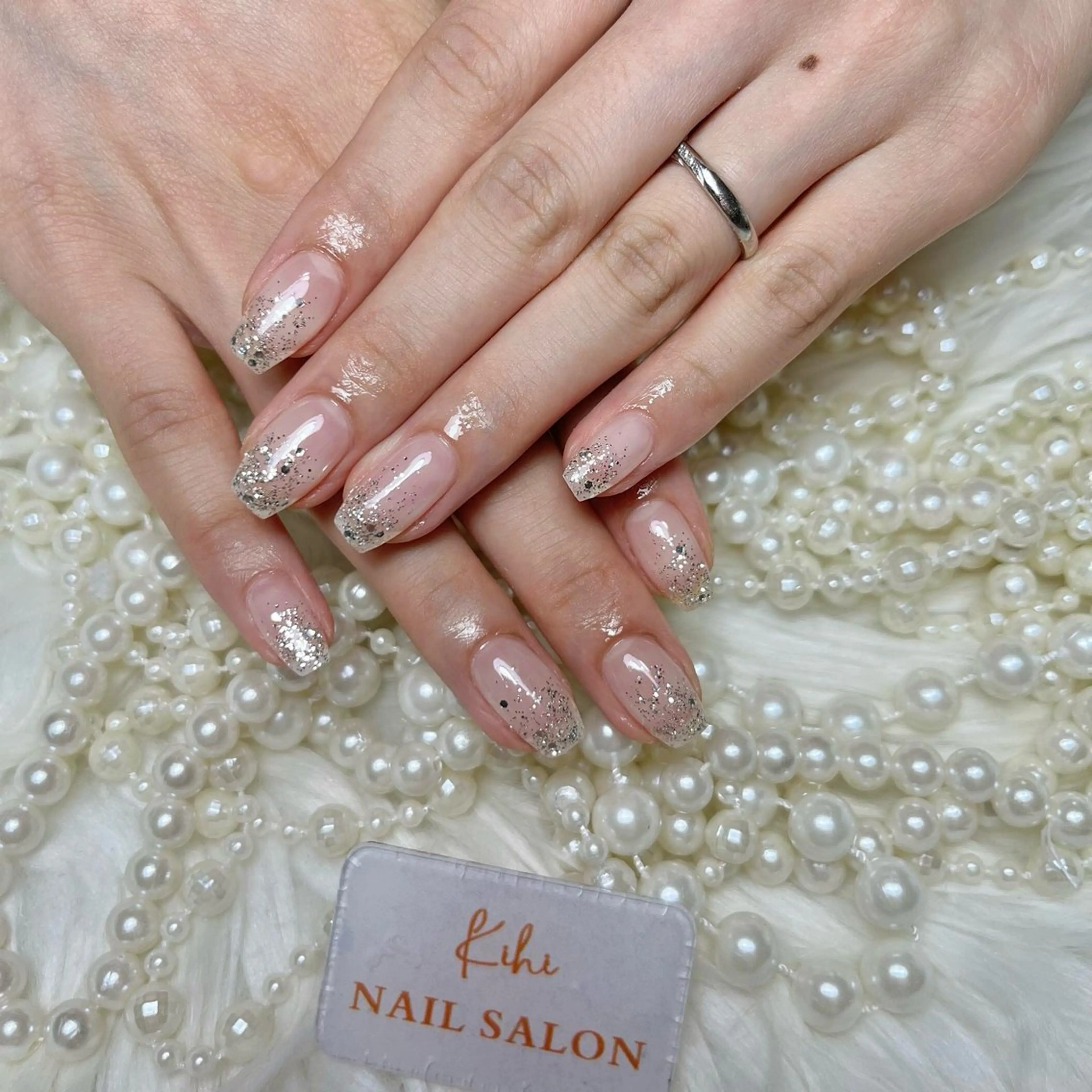 ネイル アートネイル フレンチネイル ジェルネイル グラデーション 韓国ネイル ハンドネイル ハンドケア さくら💮💮 【オフ無料】のネイルデザイン