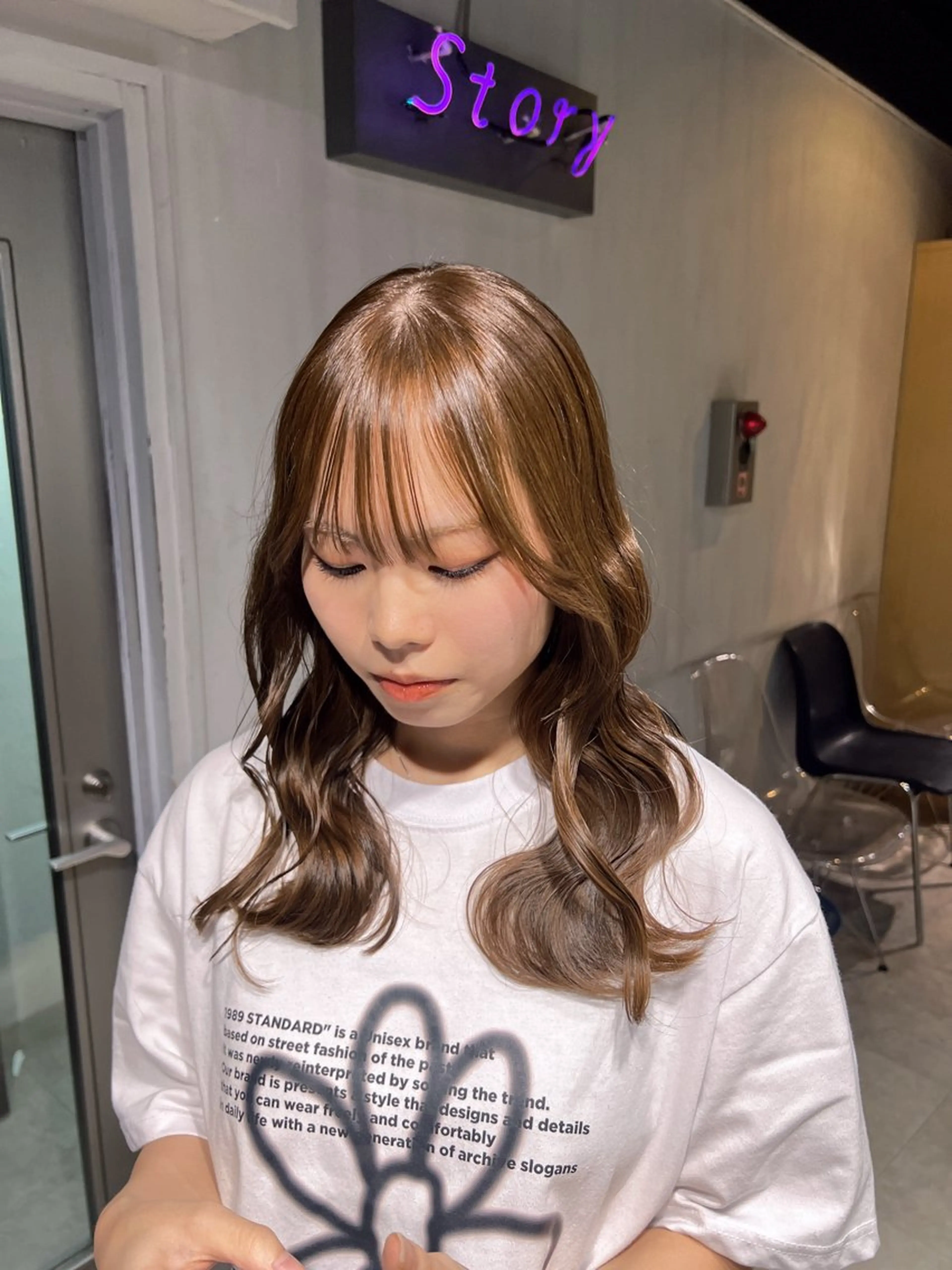 セミロング カラー ヘアカラー NANAMI🩵 大人可愛い韓国ヘアのヘアスタイル