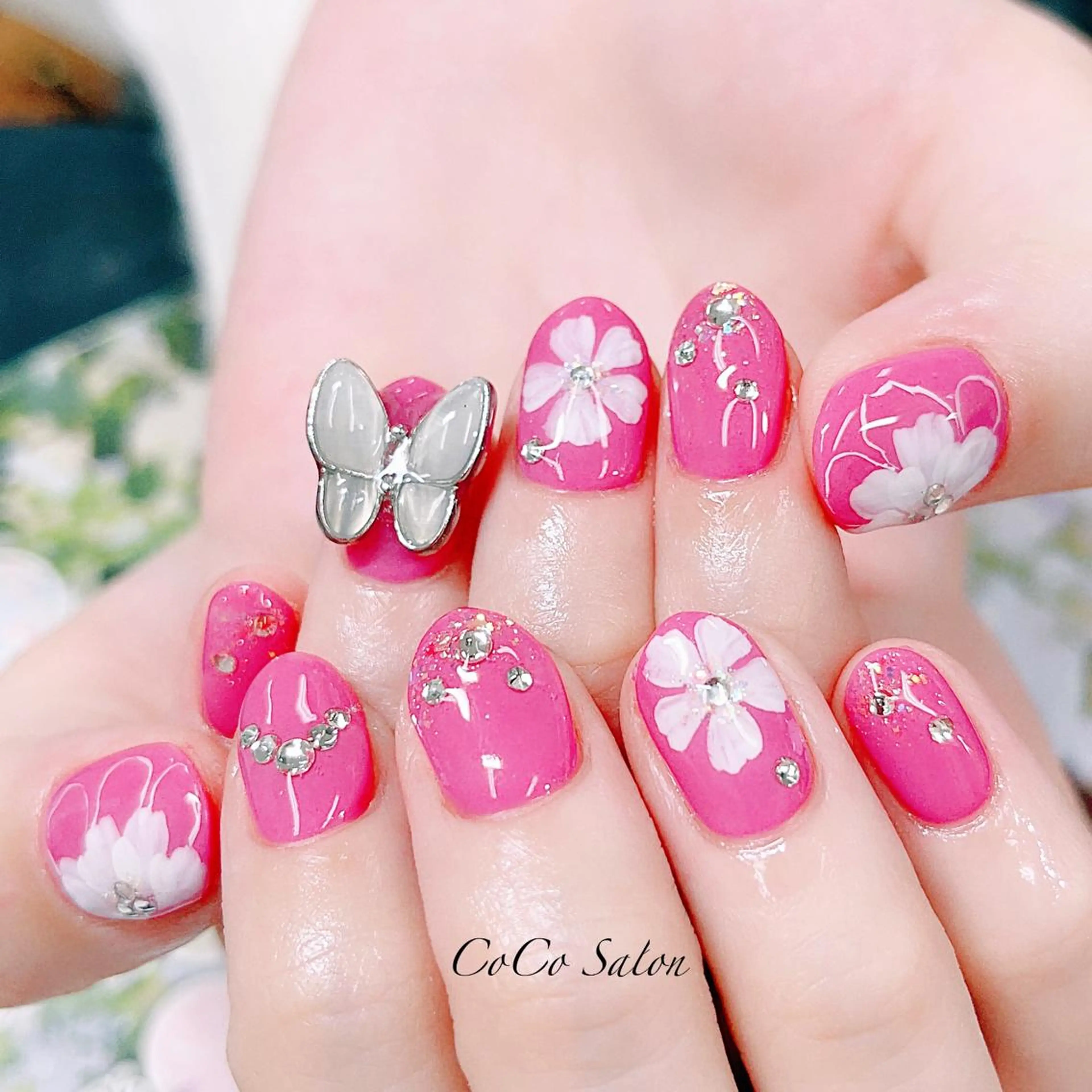 ネイル 長さ出し フラワーネイル ジェルネイル キラキラネイル オフィスネイル ハンドネイル CoCoSalon ネイル/まつ毛予約のネイルデザイン