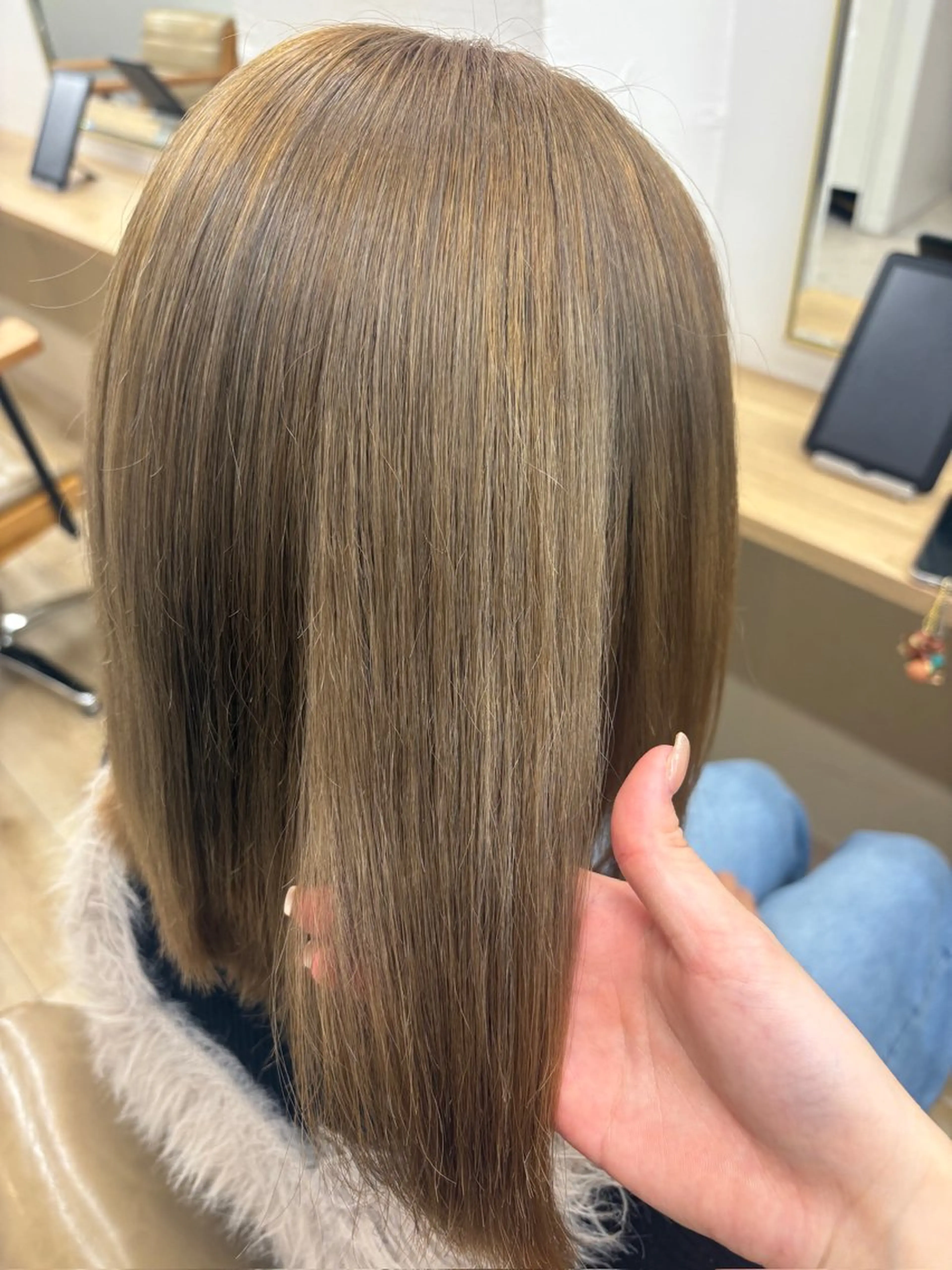 カラー ベージュカラー オリーブベージュ ヘアカラー a. ririのヘアスタイル