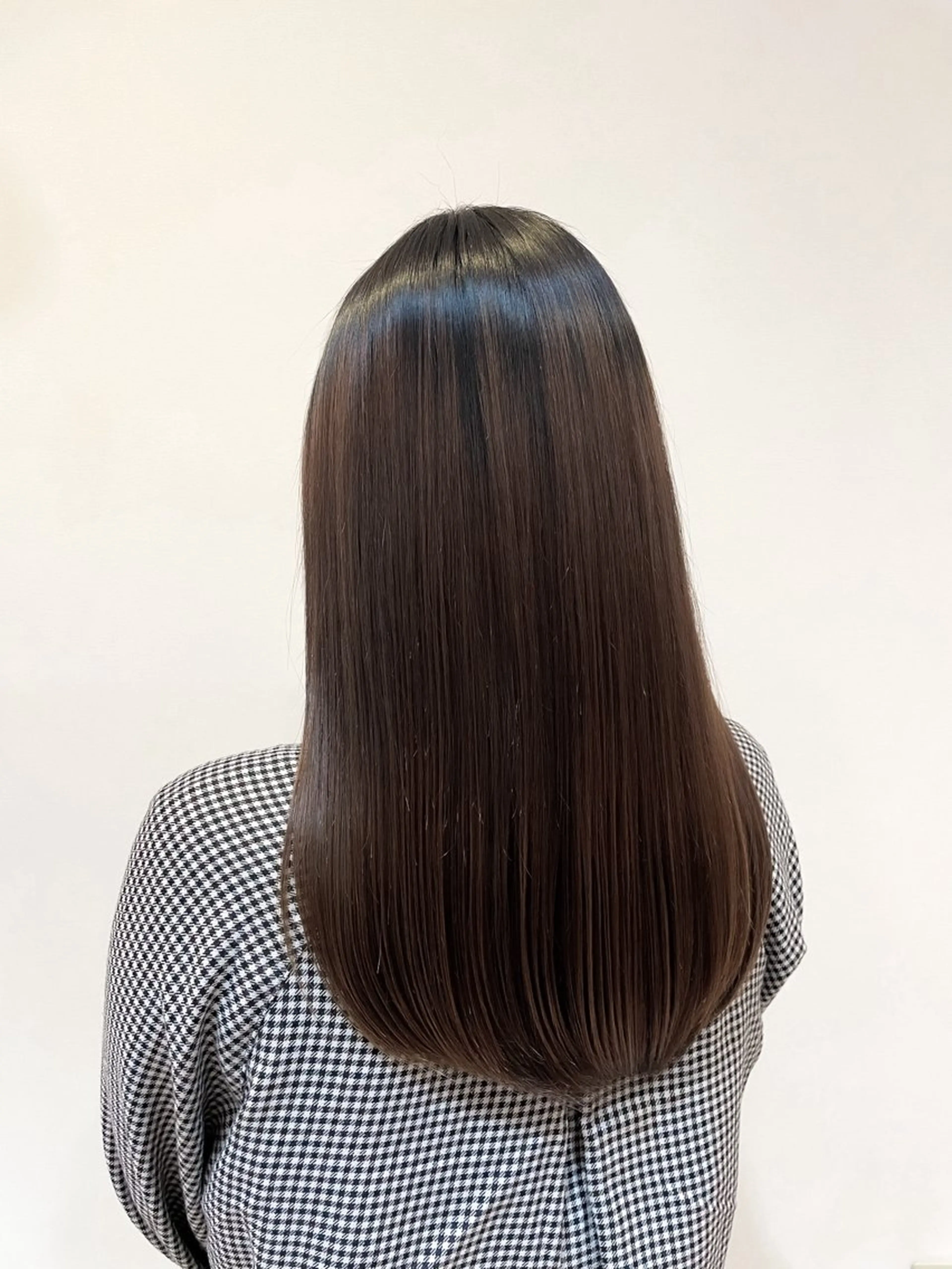 セミロング 石平 暖のヘアスタイル