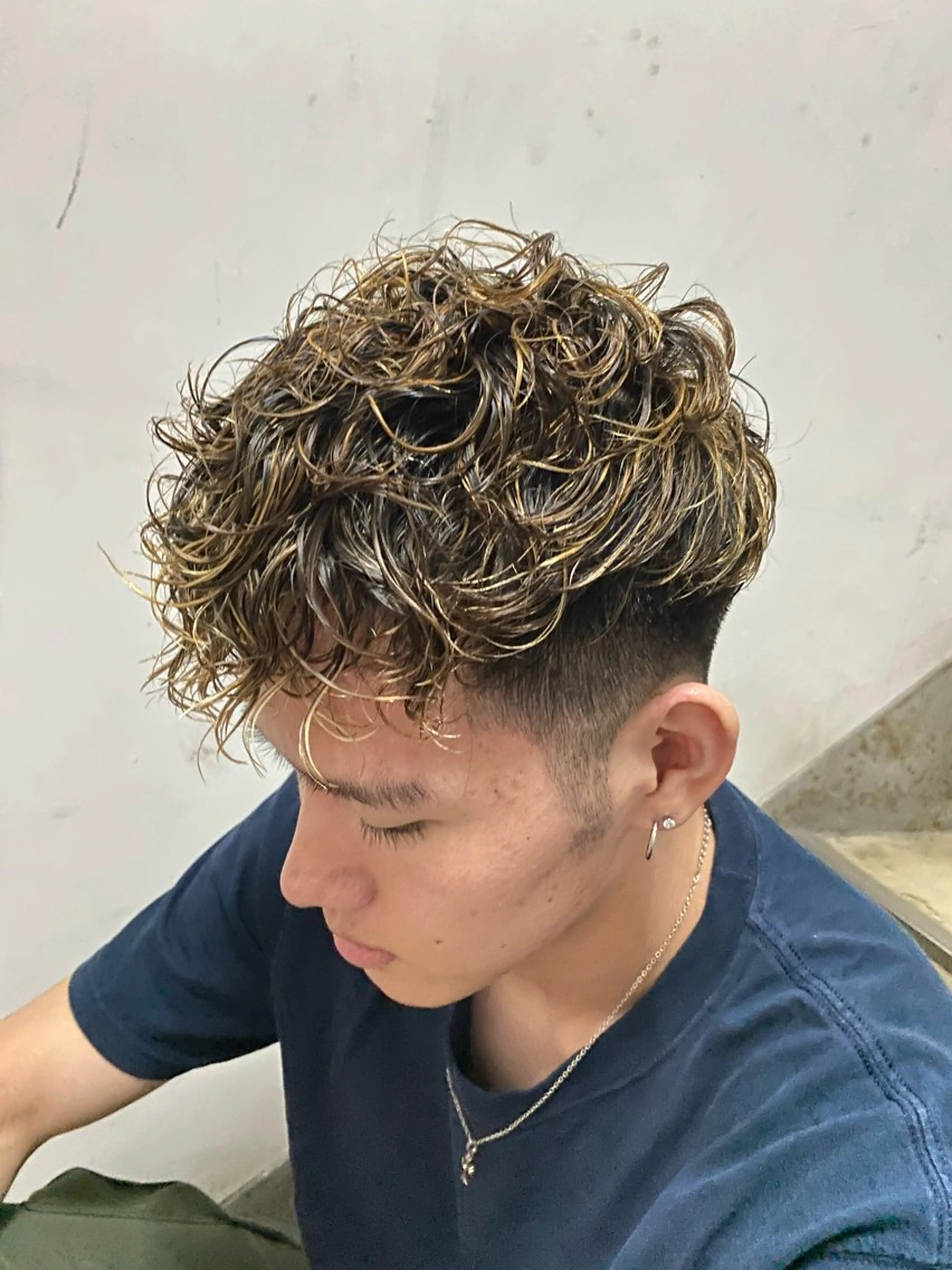 パーマ メンズ スパイキーショート カット パーマ 中家 碧惟のヘアスタイル