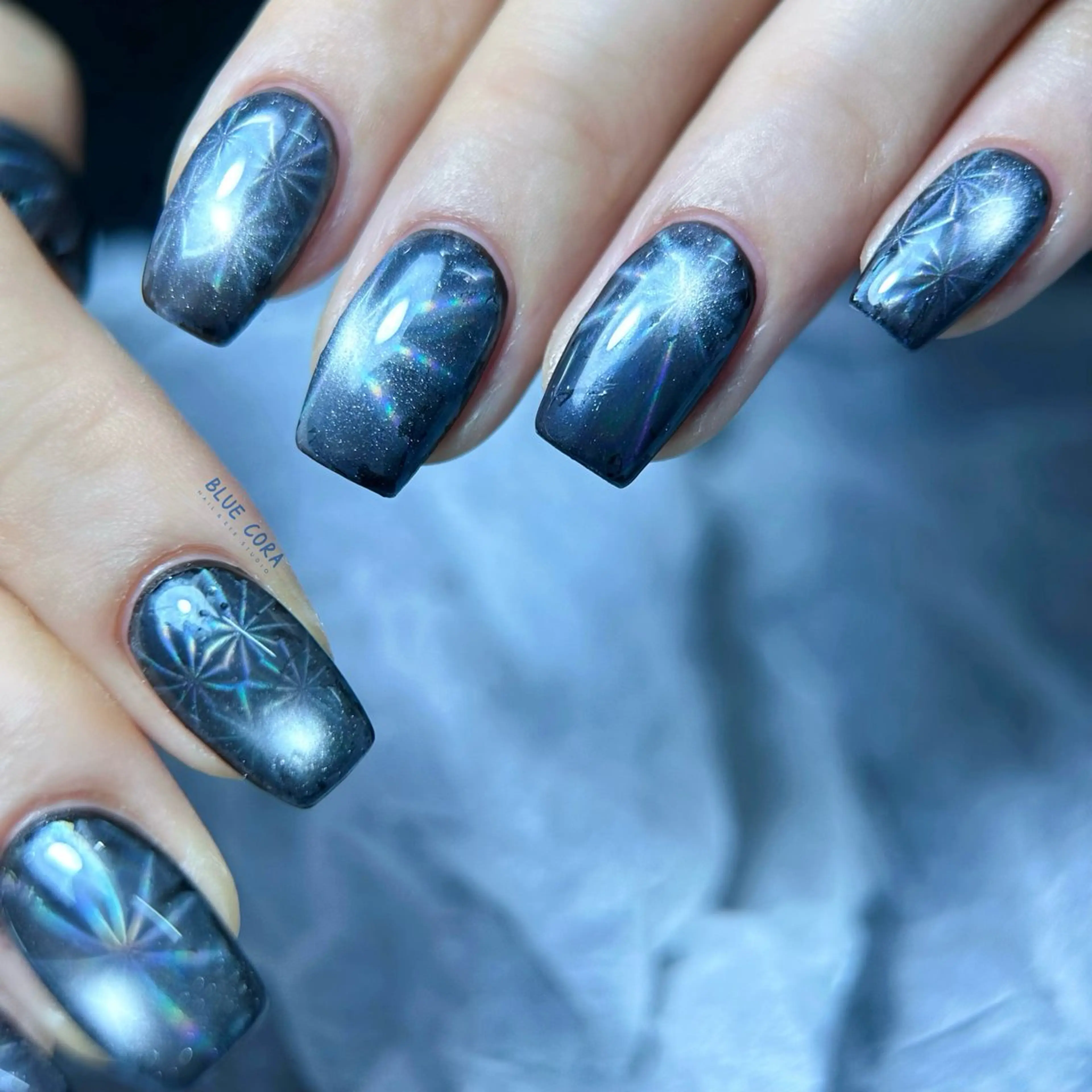 ネイル ハンドネイル ハンドケア BLUE CORAのネイルデザイン