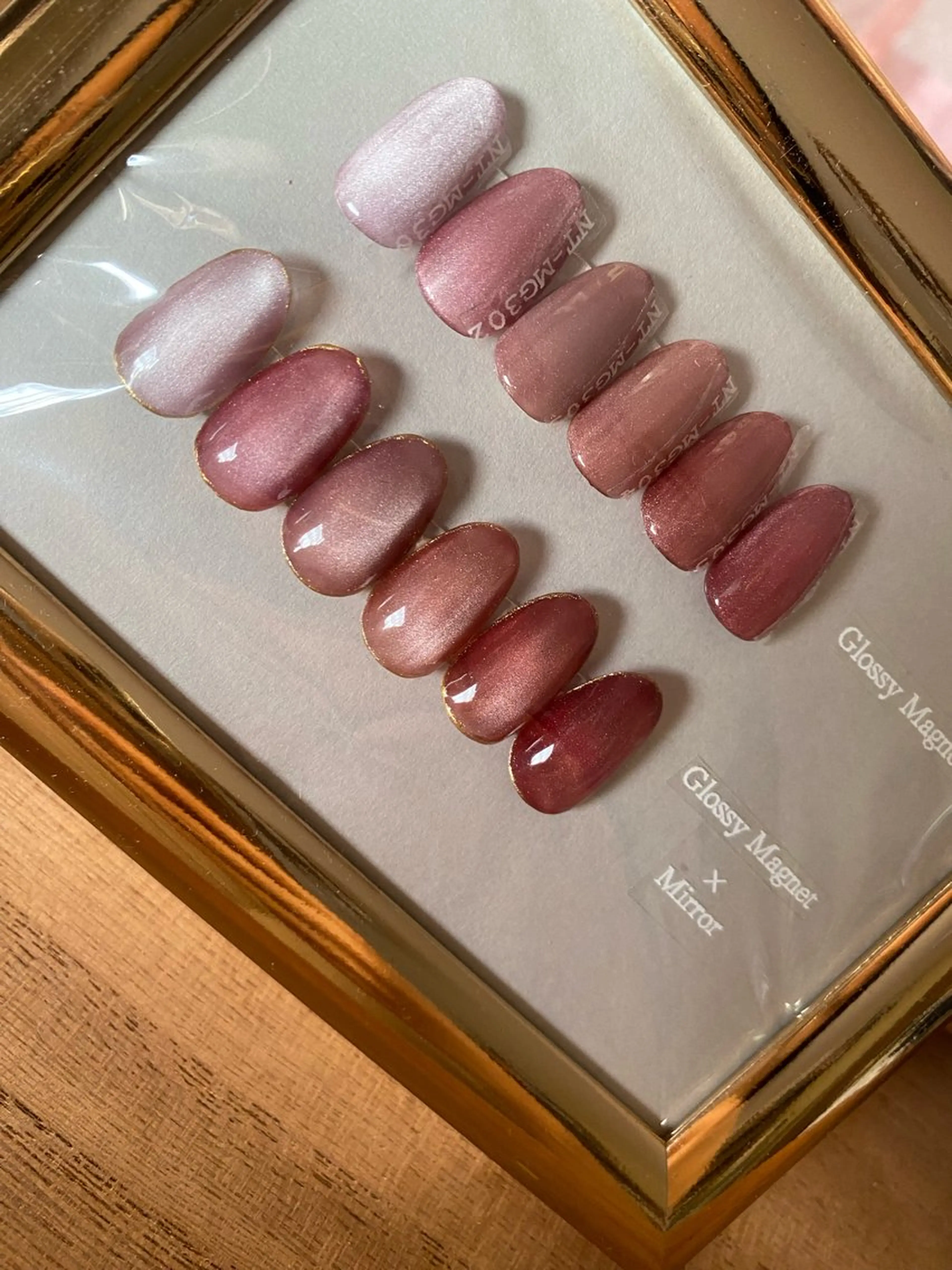 ネイル マグネットネイル ハンドネイル 🌿Charme🌿 MAIのネイルデザイン