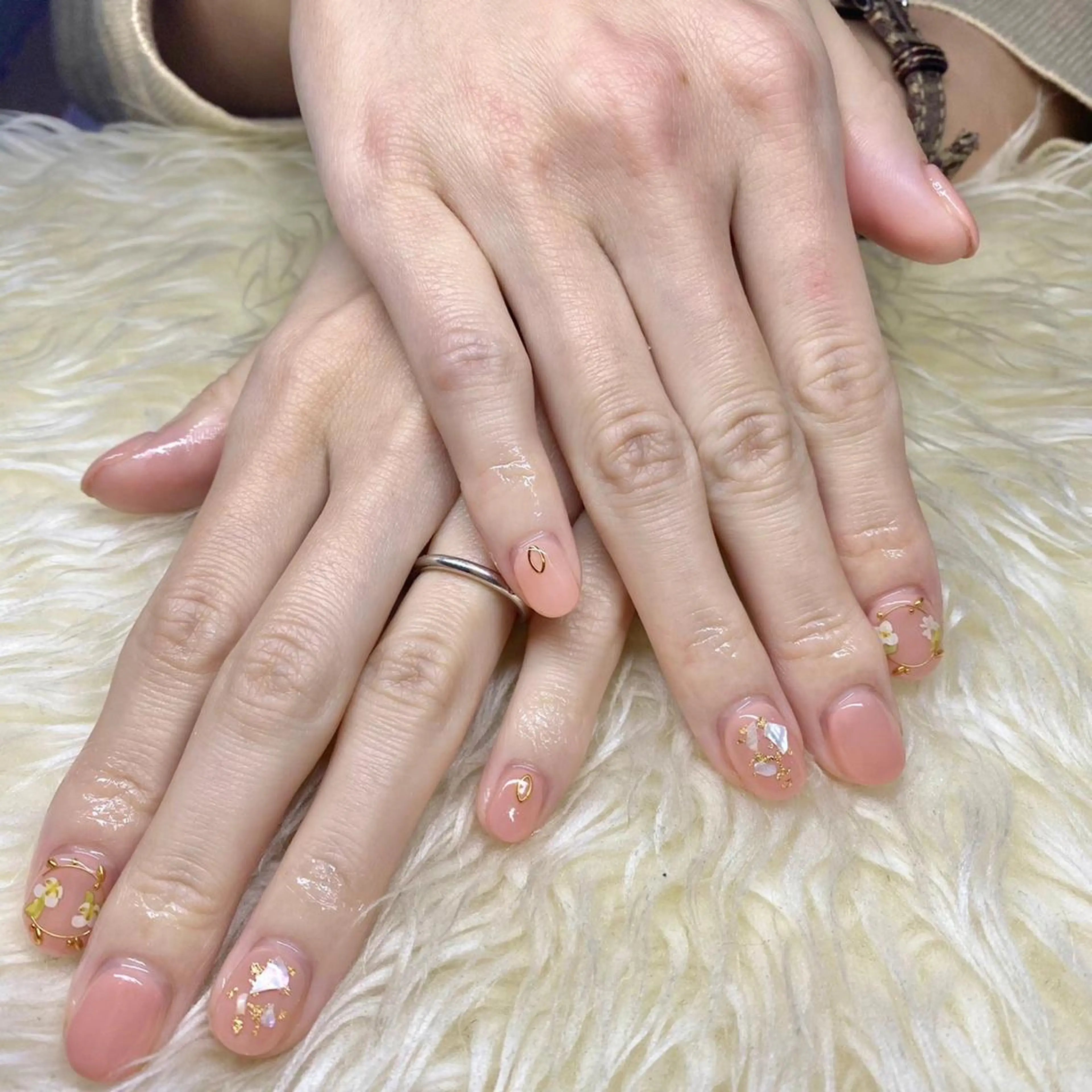 ネイル ブライダルネイル ハンドネイル Nail&eye Belire 新宿のネイルデザイン
