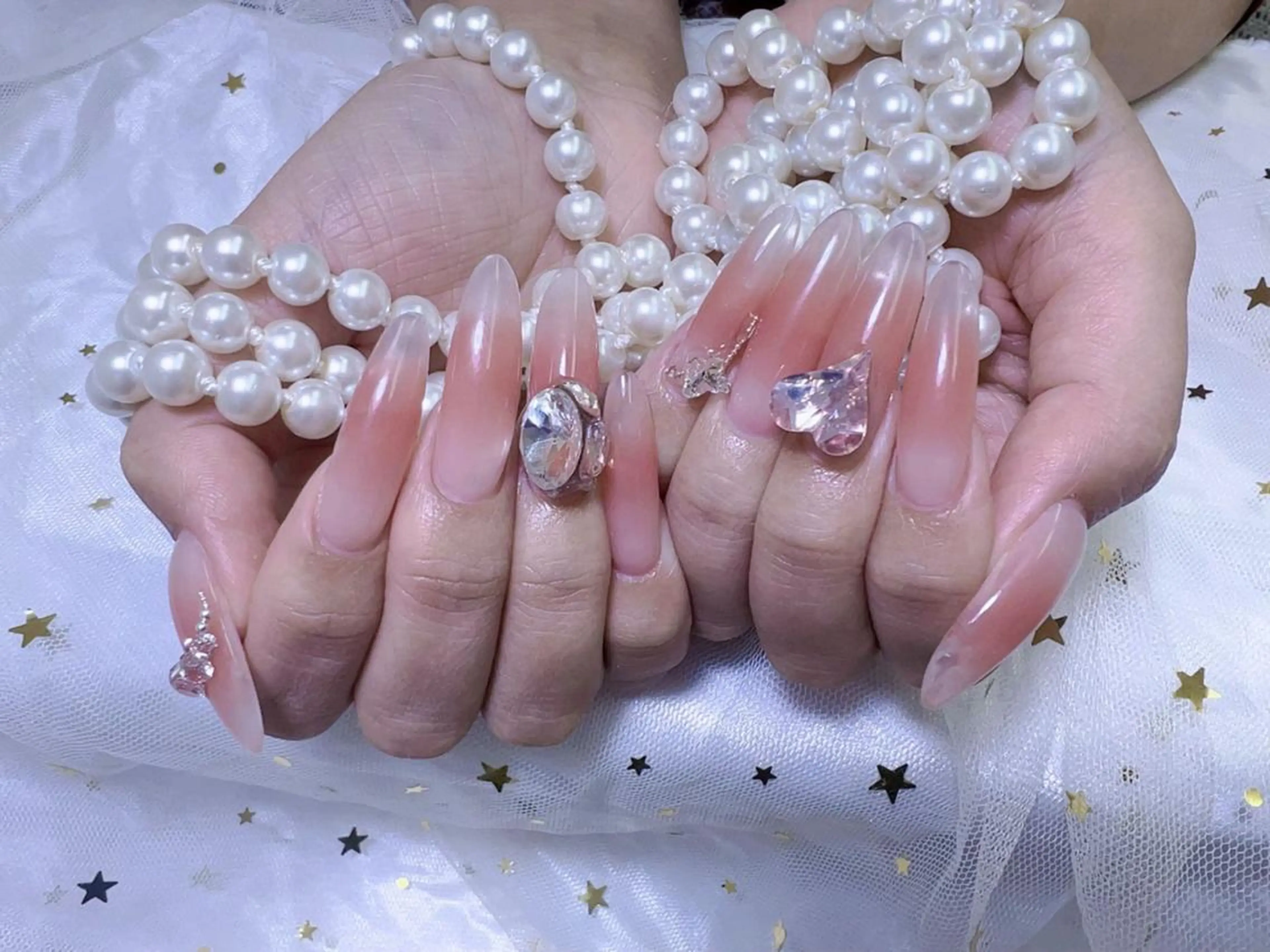 ネイル VIVIAN エイのネイルデザイン