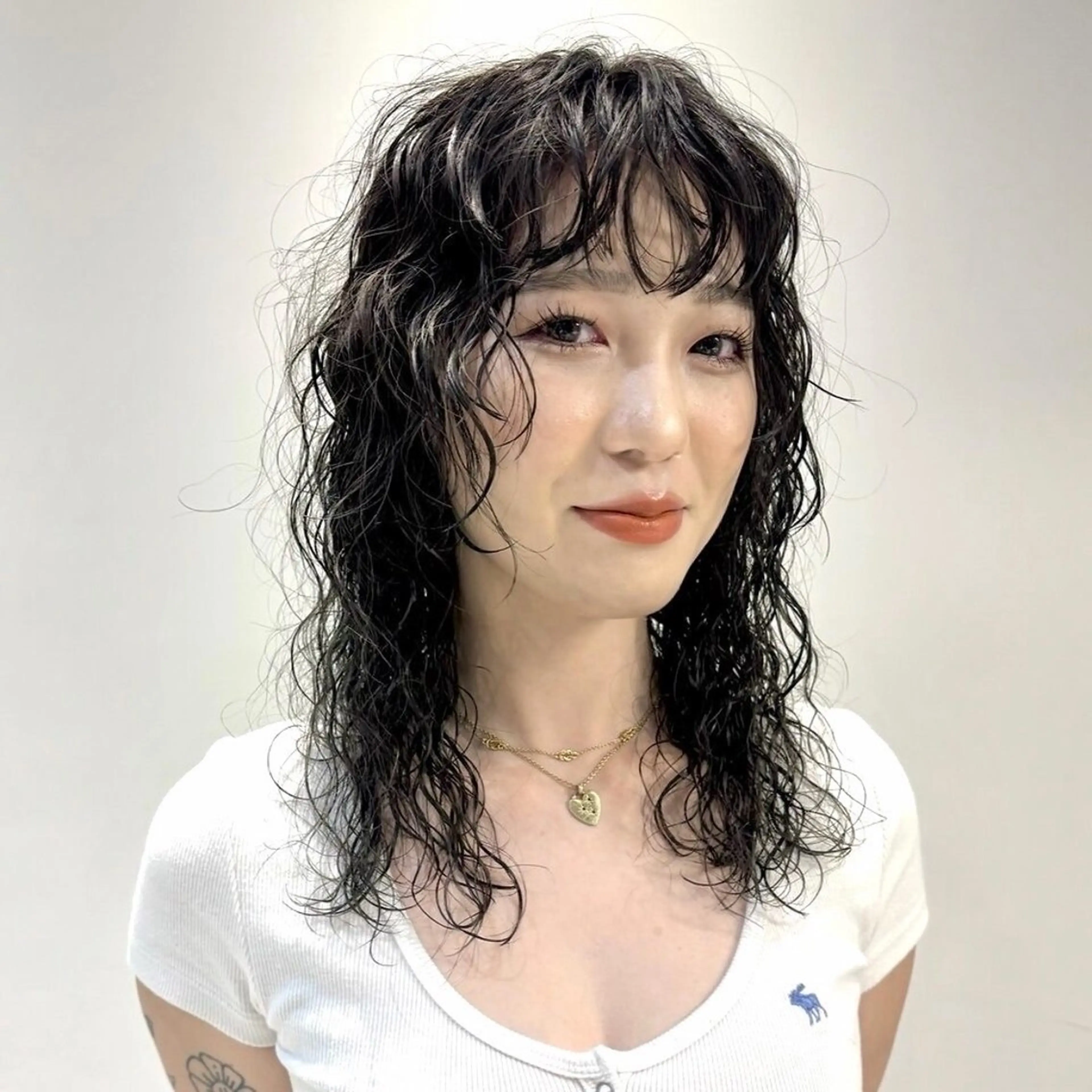 ミディアム Ayaka/パーマ /ショート/レイヤーのヘアスタイル