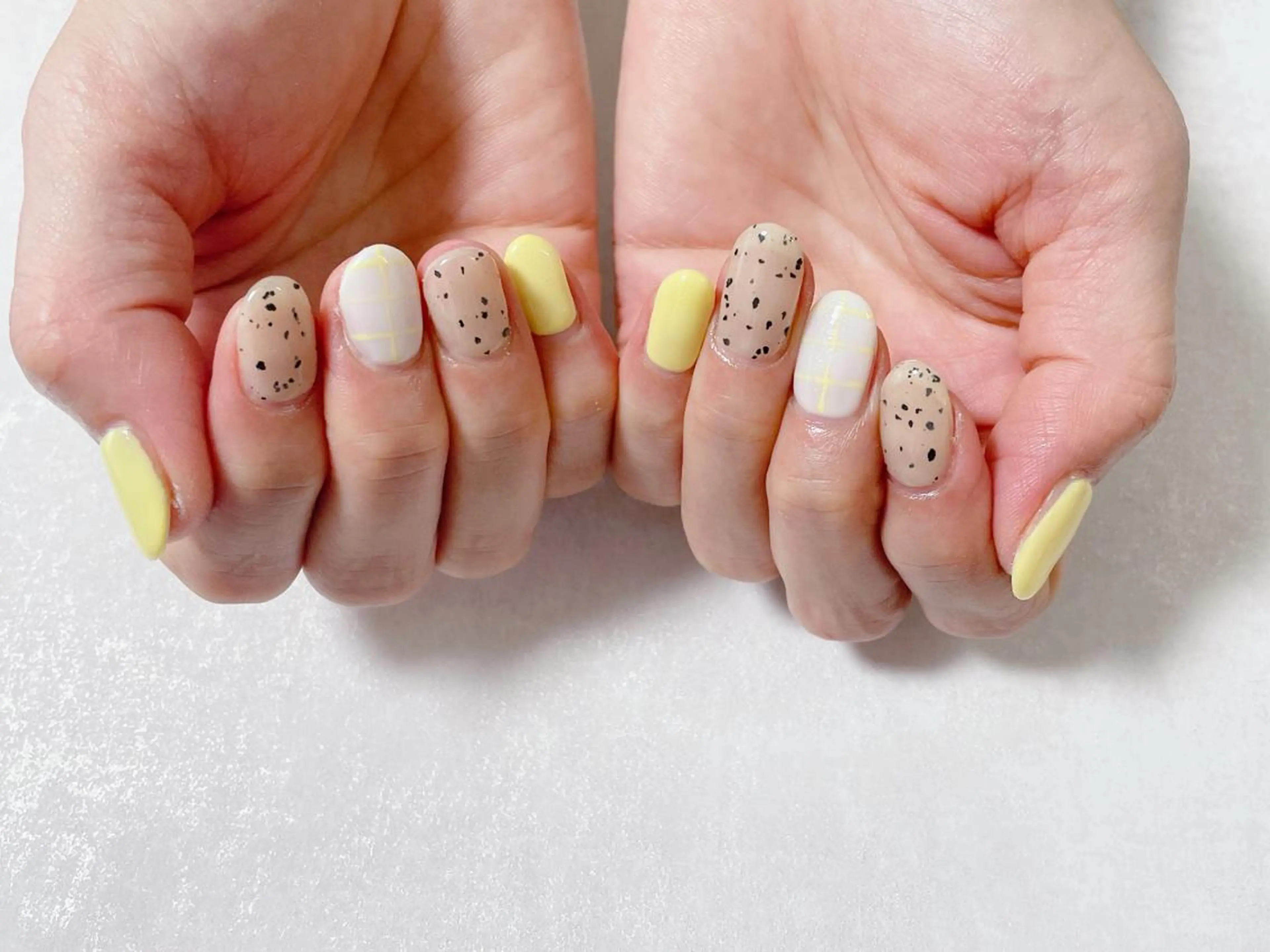 ネイル オーロラネイル フラワーネイル フットネイル フレンチネイル ジェルネイル kikinail 溝の口のネイルデザイン