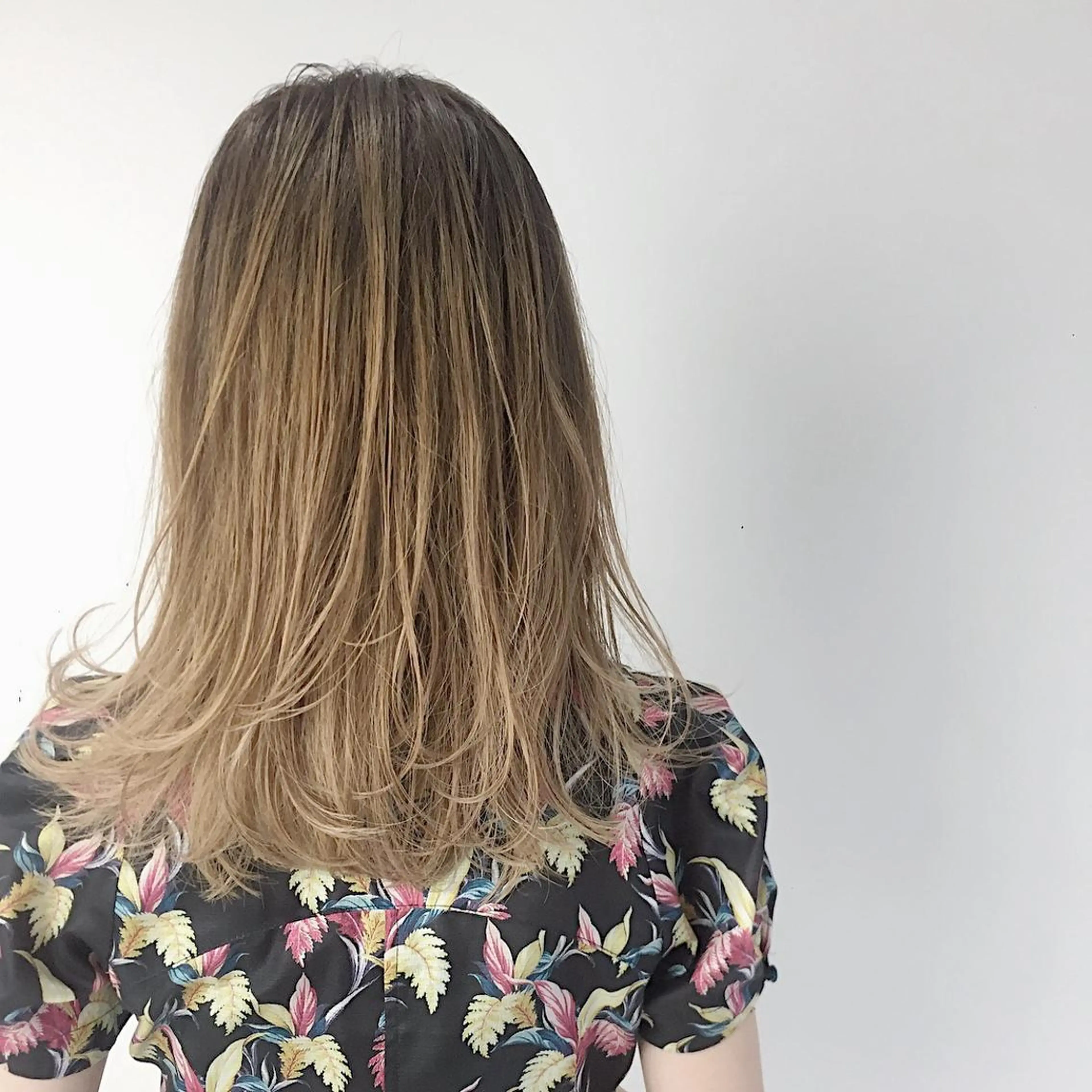 《グラデーションorハイライト》+オンカラー+Mトリートメント》の写真