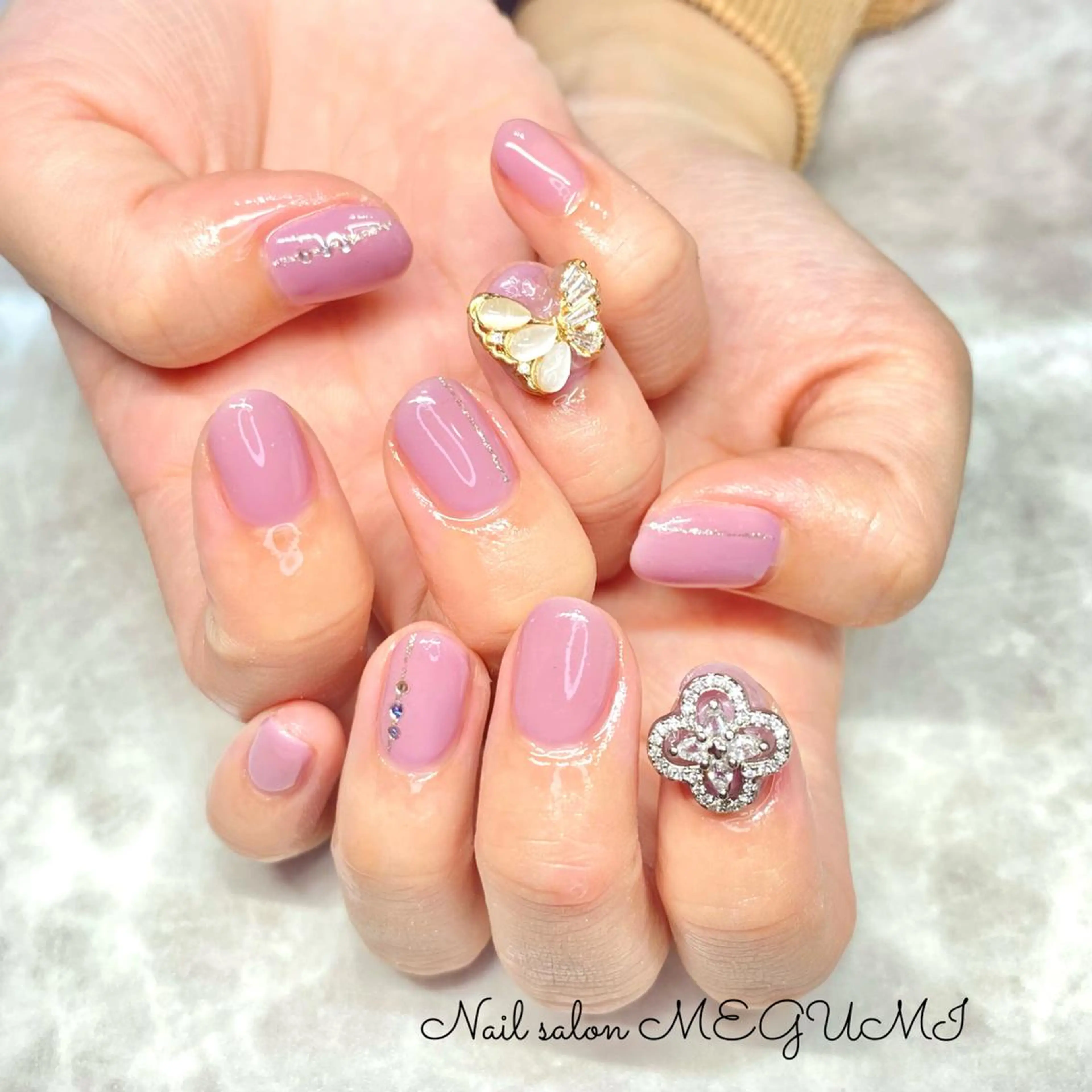 ネイル Nail salon MEGUMIのネイルデザイン