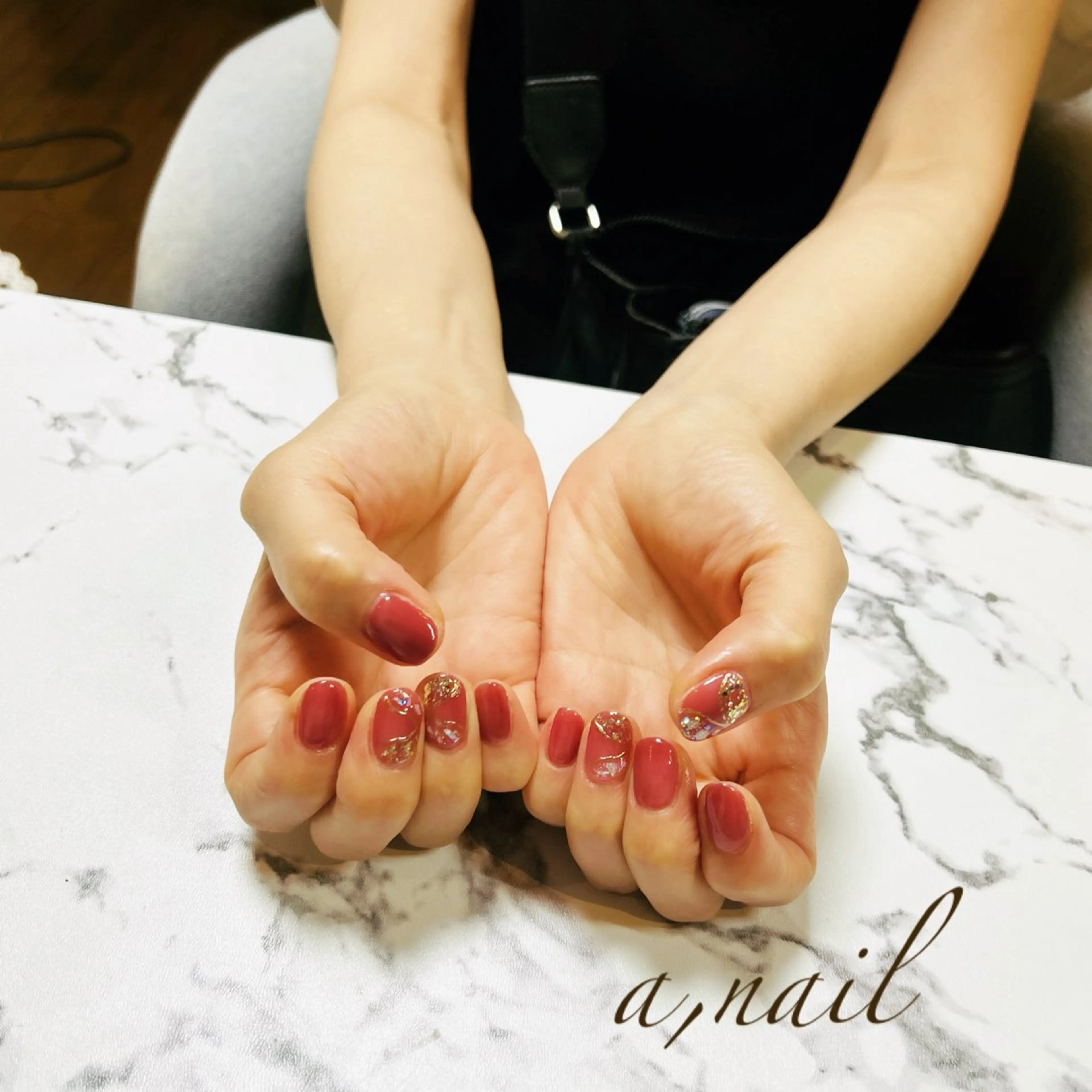 ネイル ラメ(グリッター) ミラーネイル シンプルネイル ハンドネイル ネイルサロン エーネイルのネイルデザイン