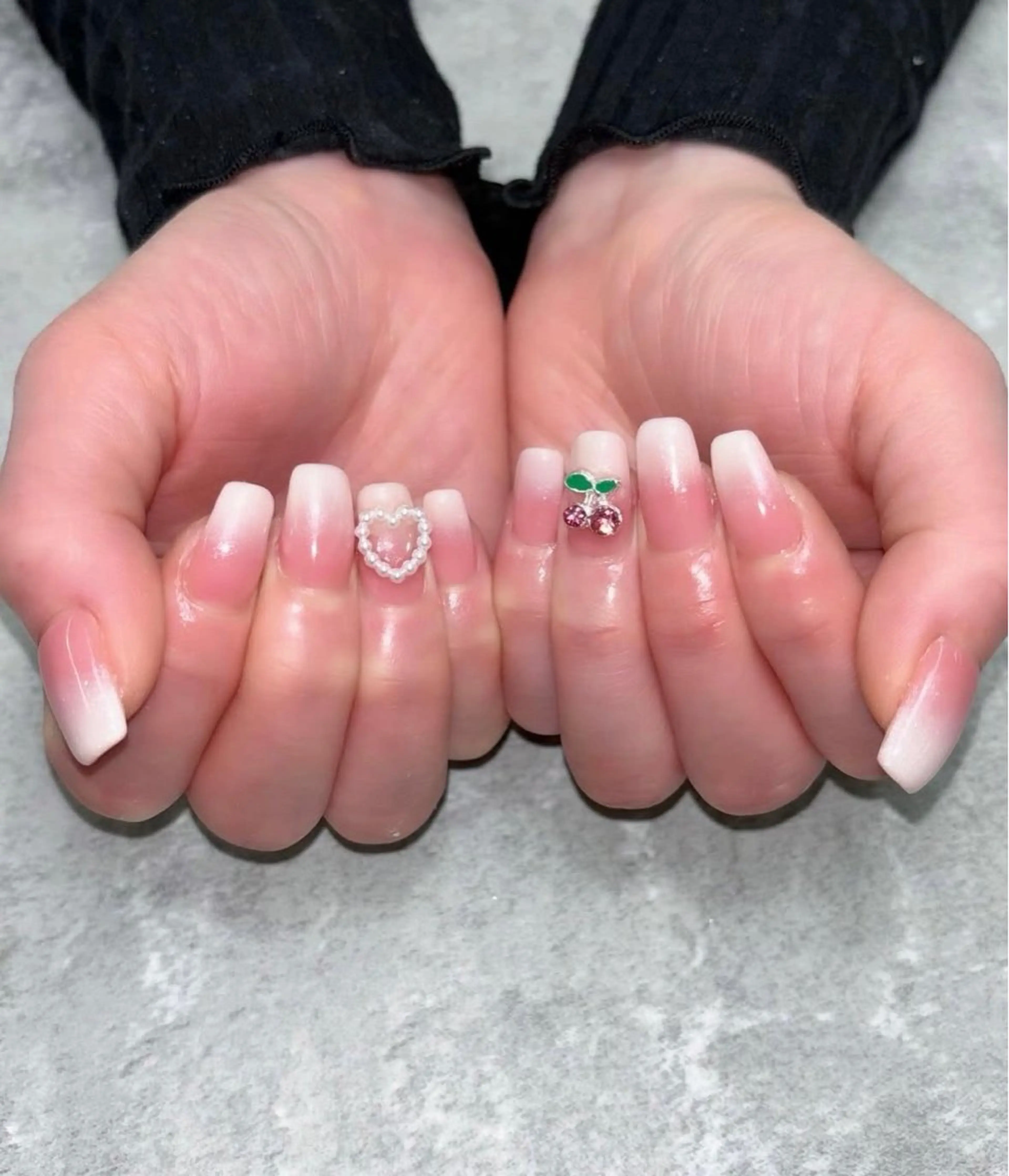 🍒グラデーション🍒の写真