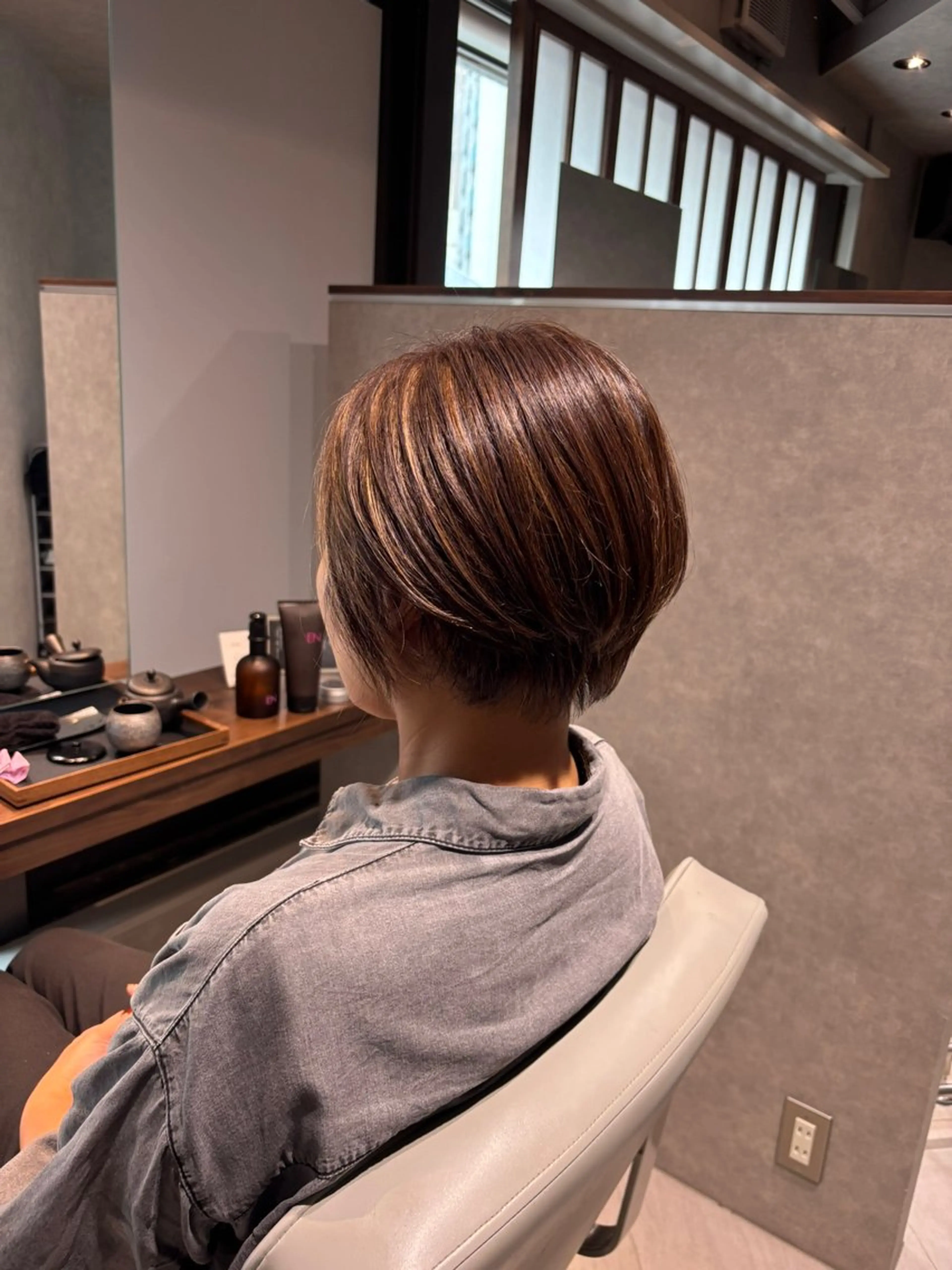 ショート カラー ヘアカラー 柔らかい透明感カラー 髪質改善/神戸のヘアスタイル