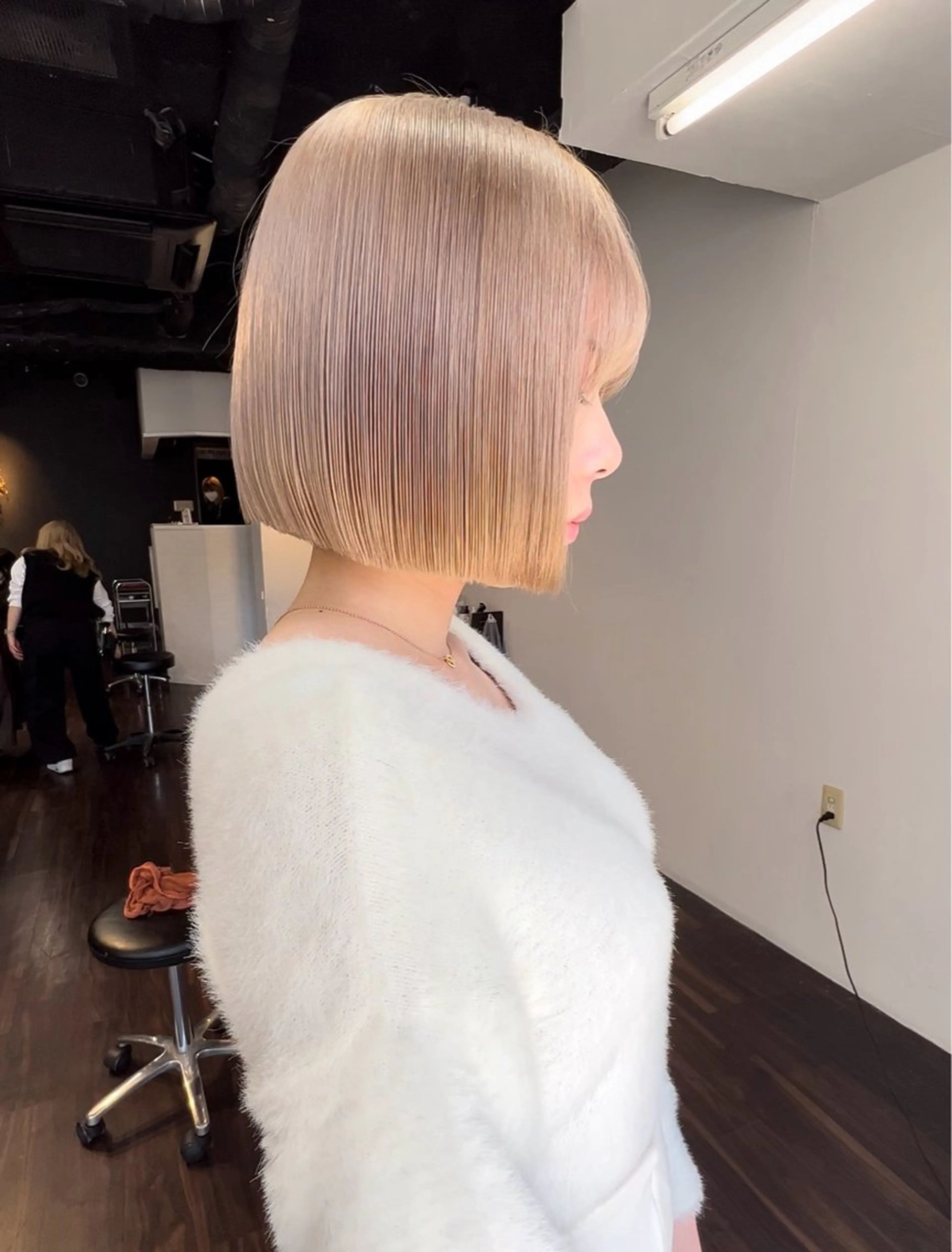 ショート カラー 🧡梅田ハイトーン カラー🧡runaのヘアスタイル